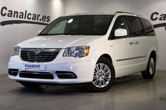 Lancia Voyager 2.8CRD E. Limitada Family Class 177 Aut.