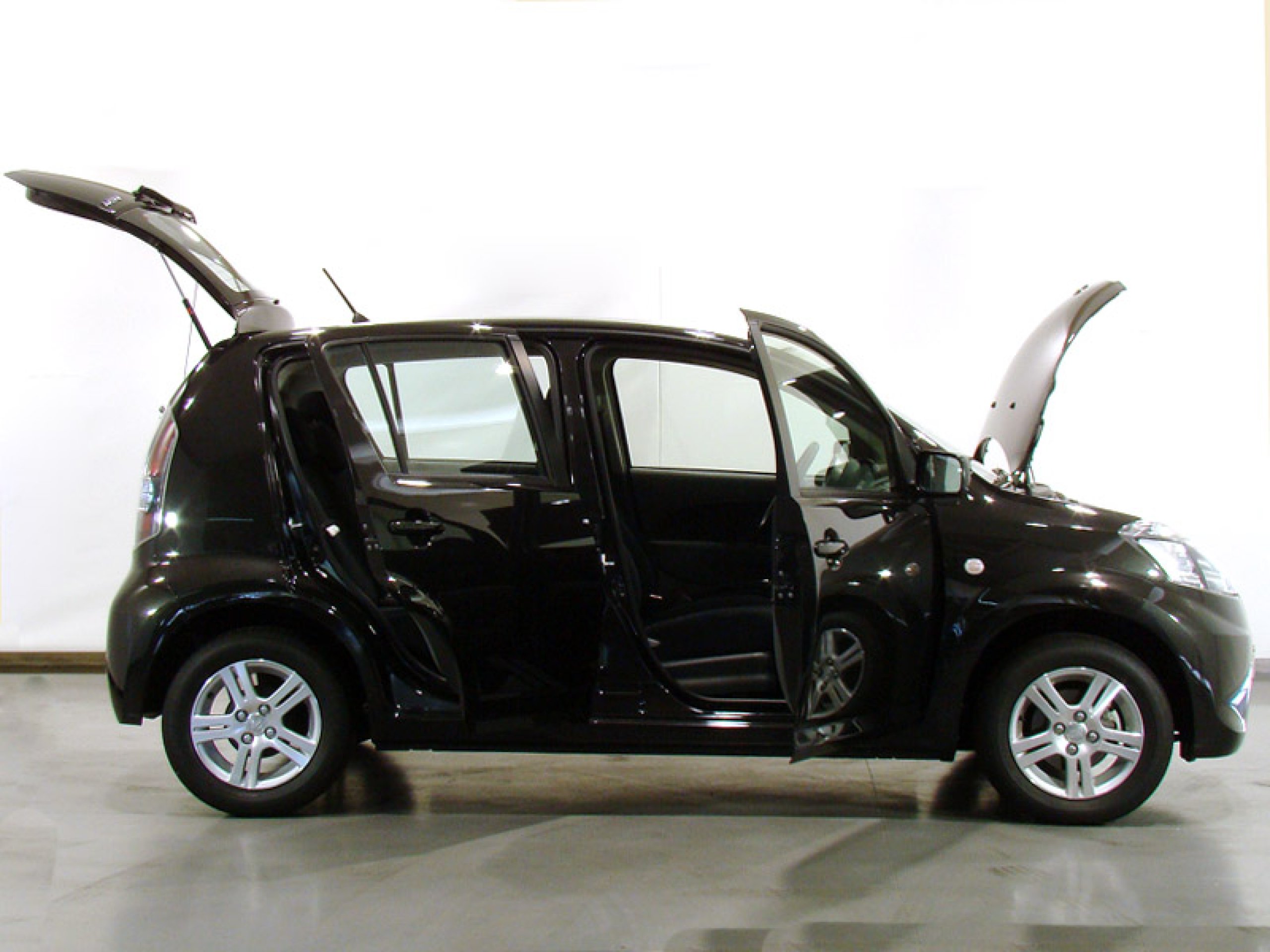 Foto Subaru Justy 8