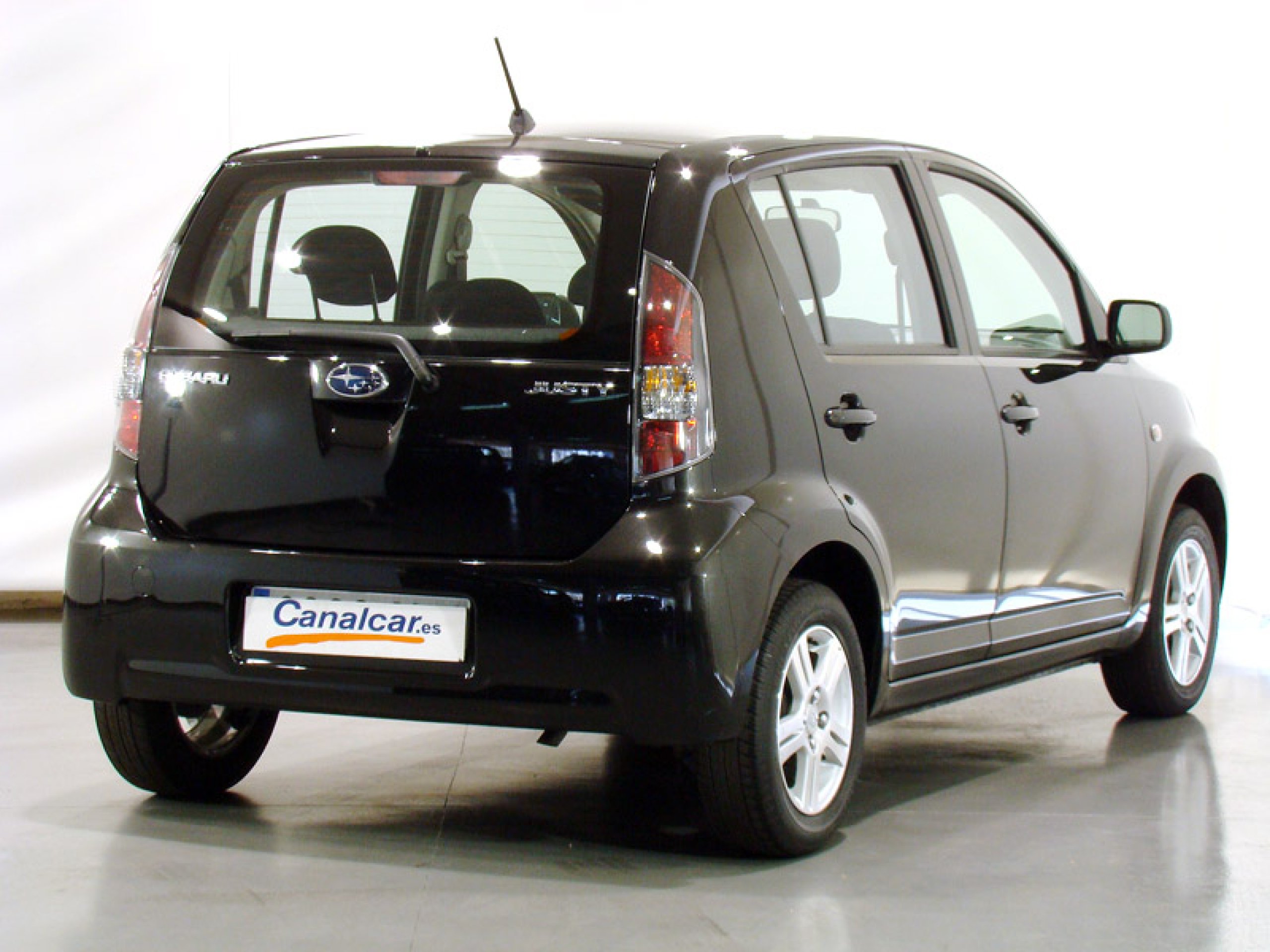 Foto Subaru Justy 9