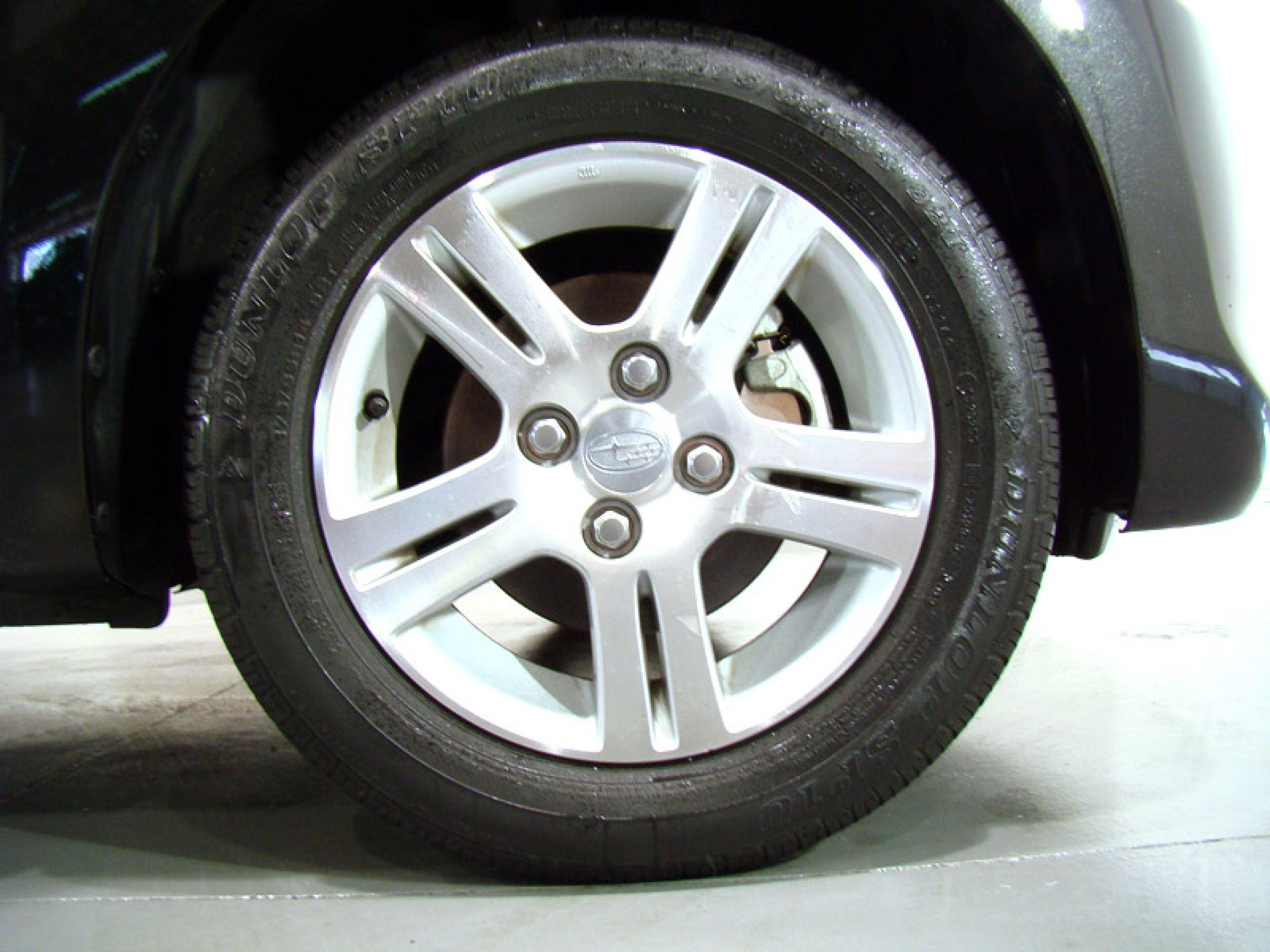 Foto Subaru Justy 28