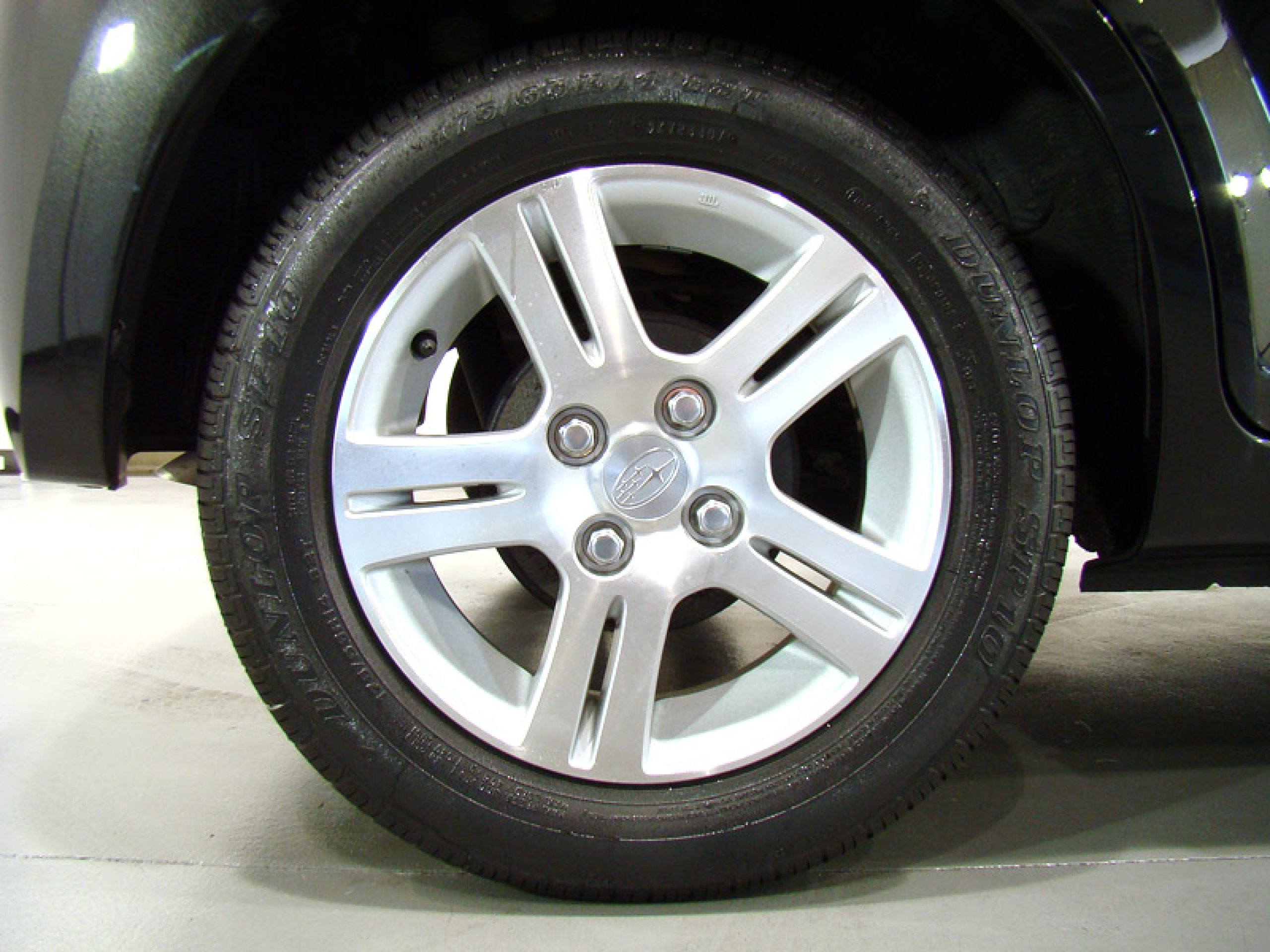 Foto Subaru Justy 29