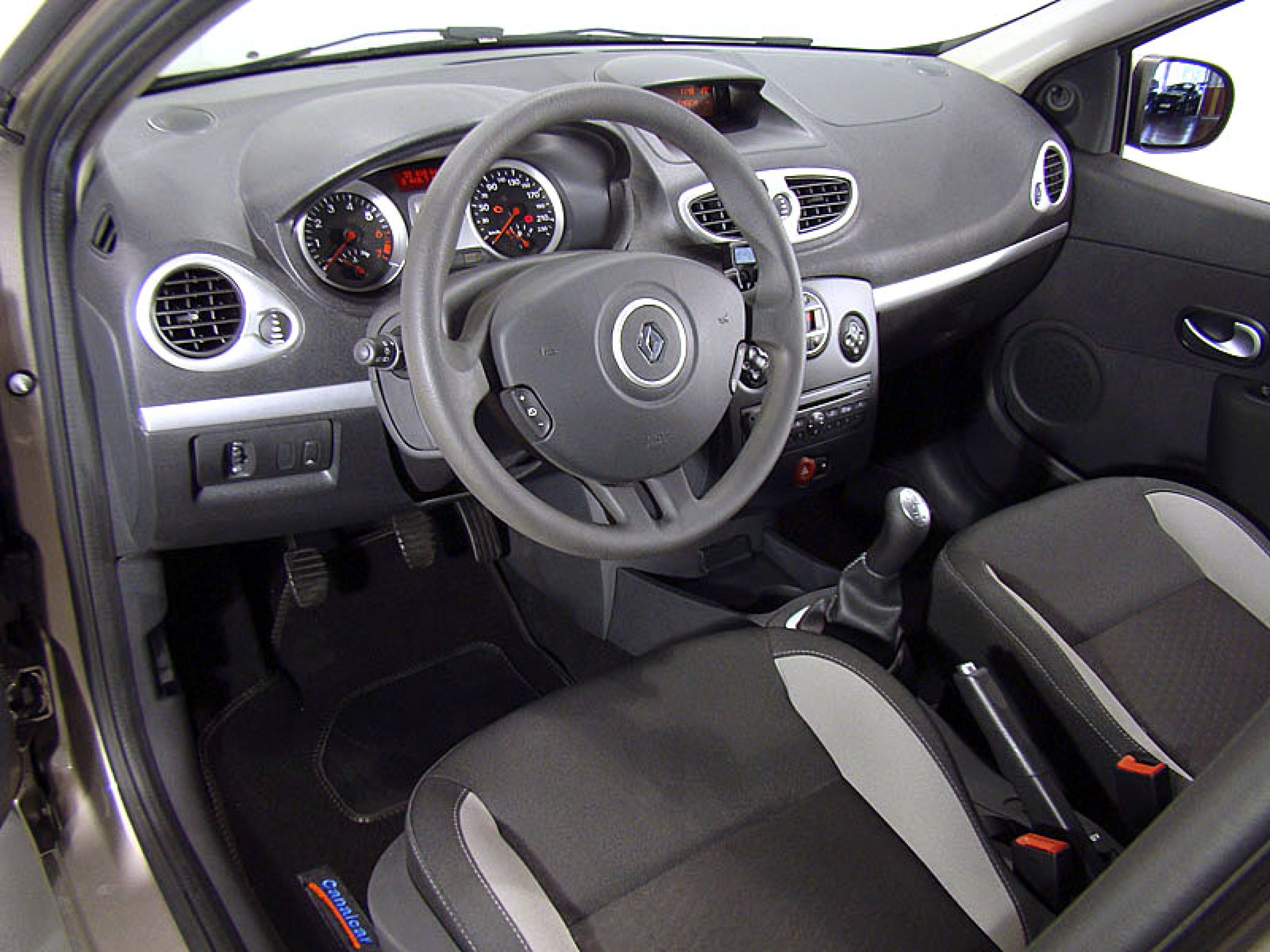 Foto Renault Clio 25