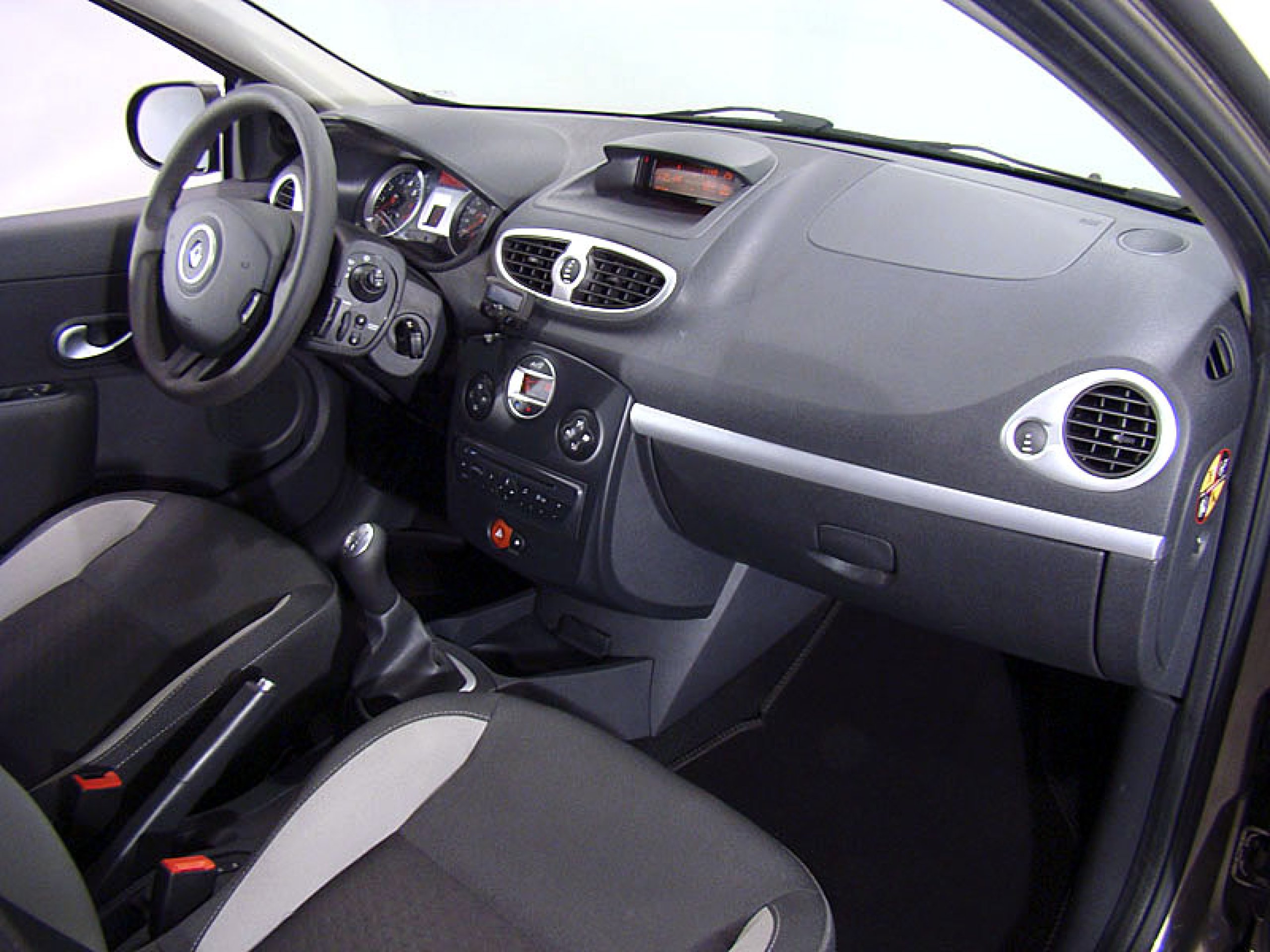 Foto Renault Clio 26