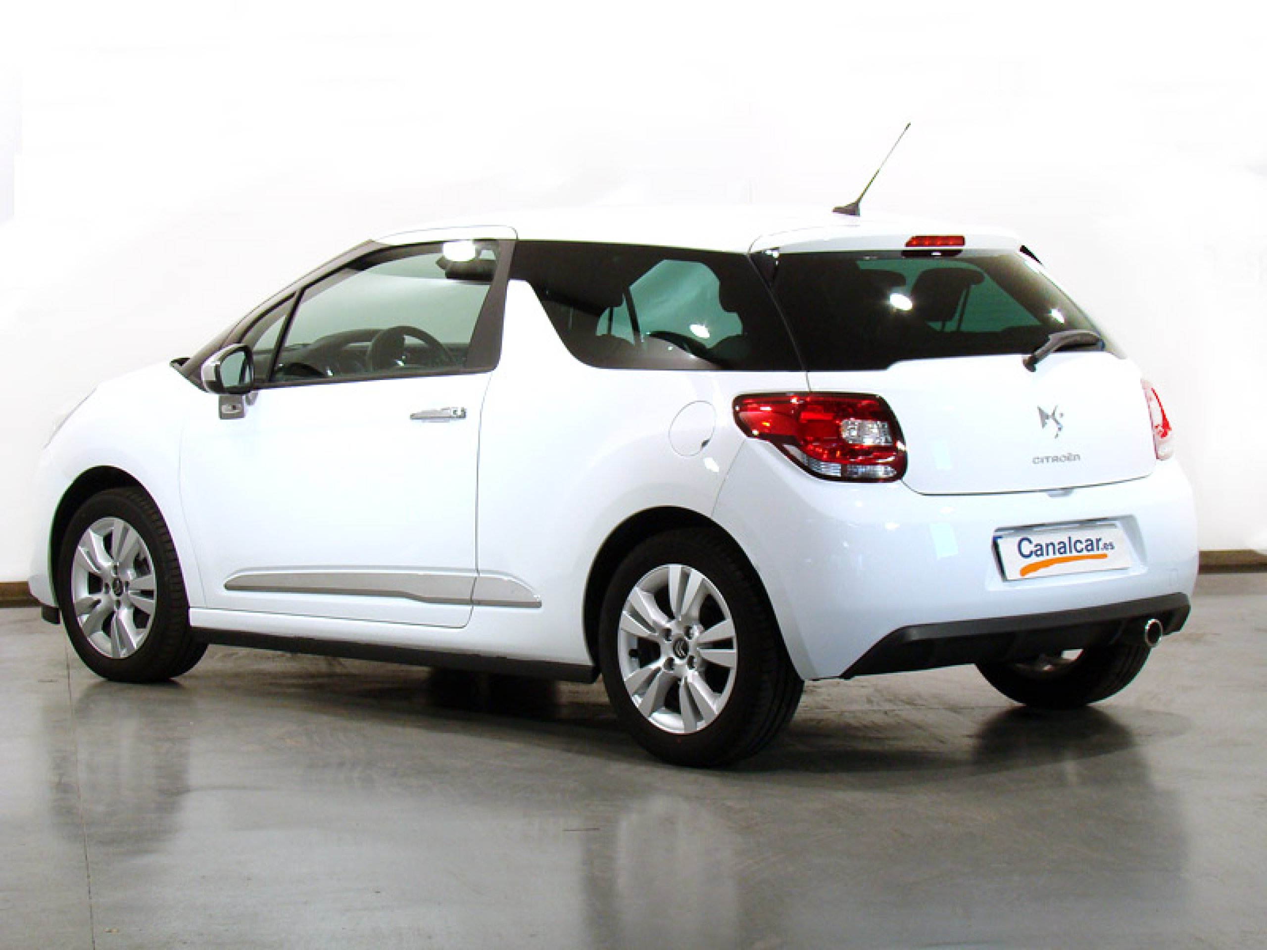 Foto Citroen DS3 11