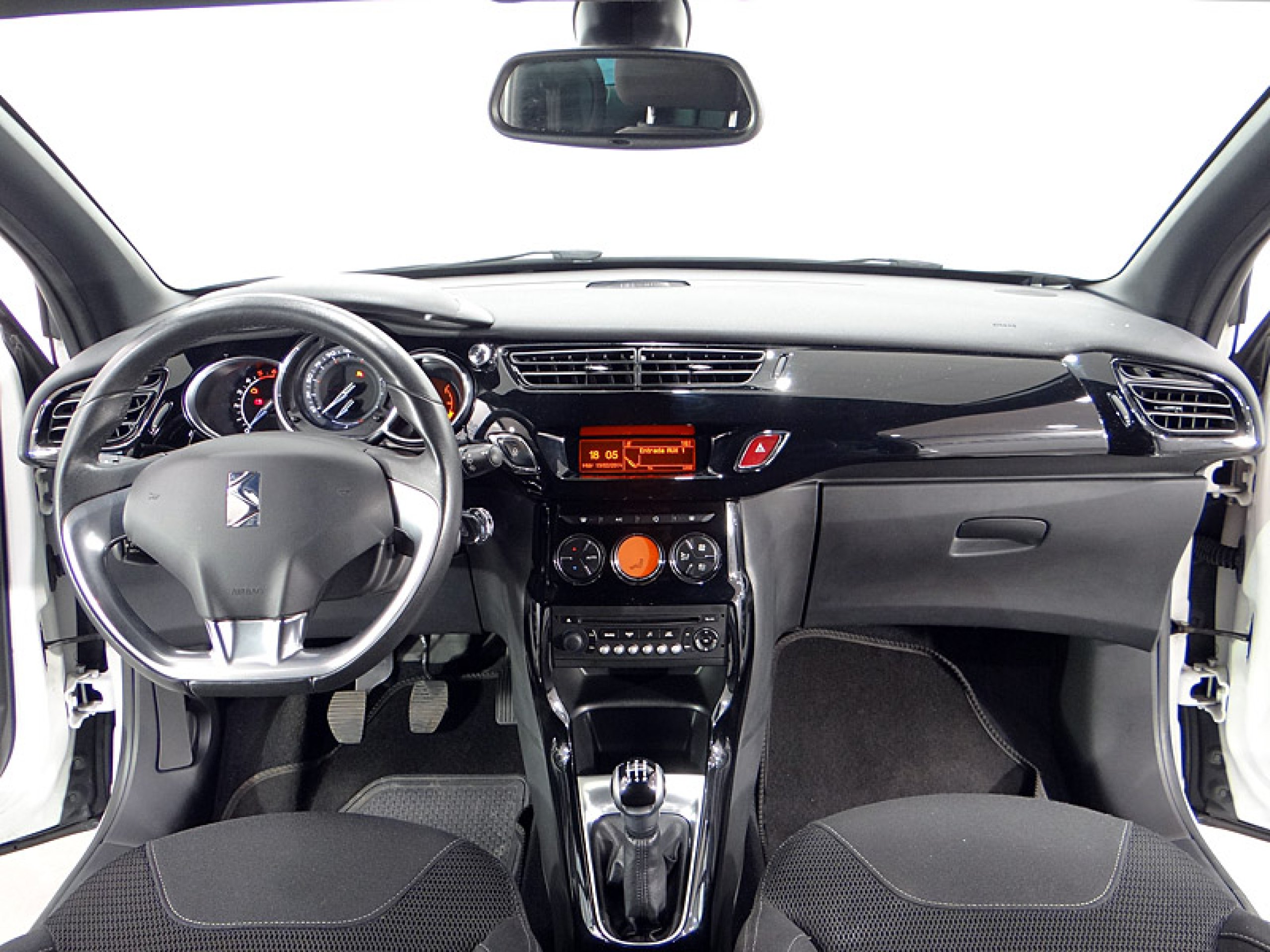 Foto Citroen DS3 26