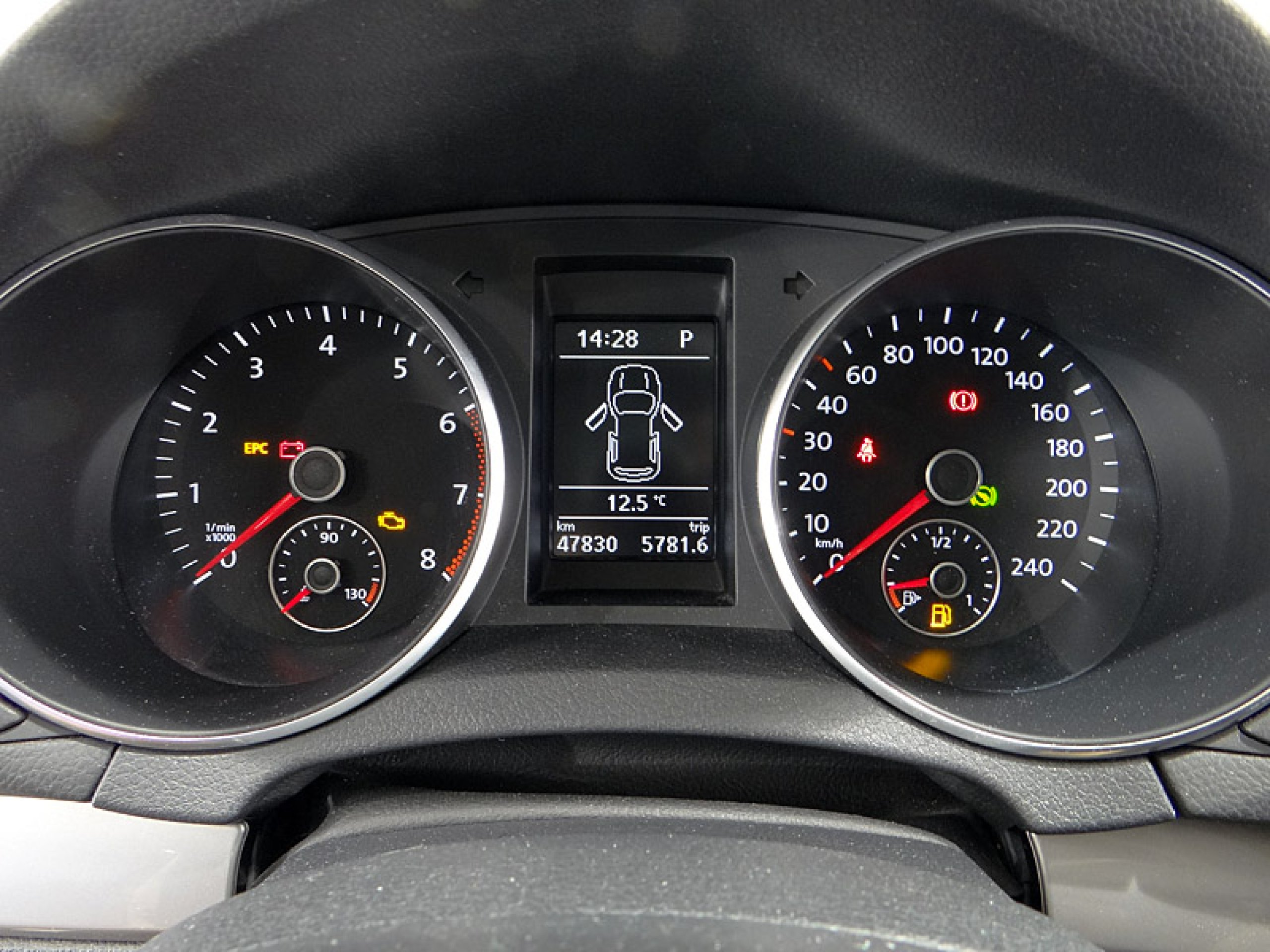 Foto Volkswagen Golf 34