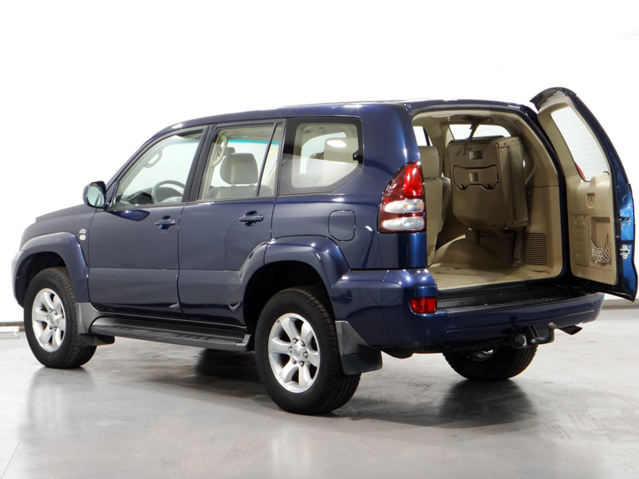 Foto Toyota Land Cruiser 13