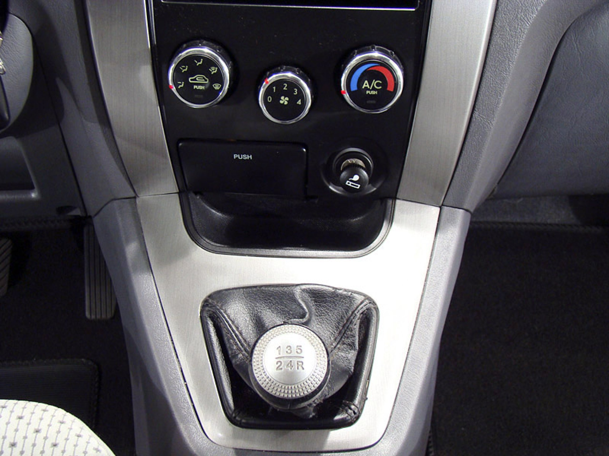 Foto Hyundai Tucson 28