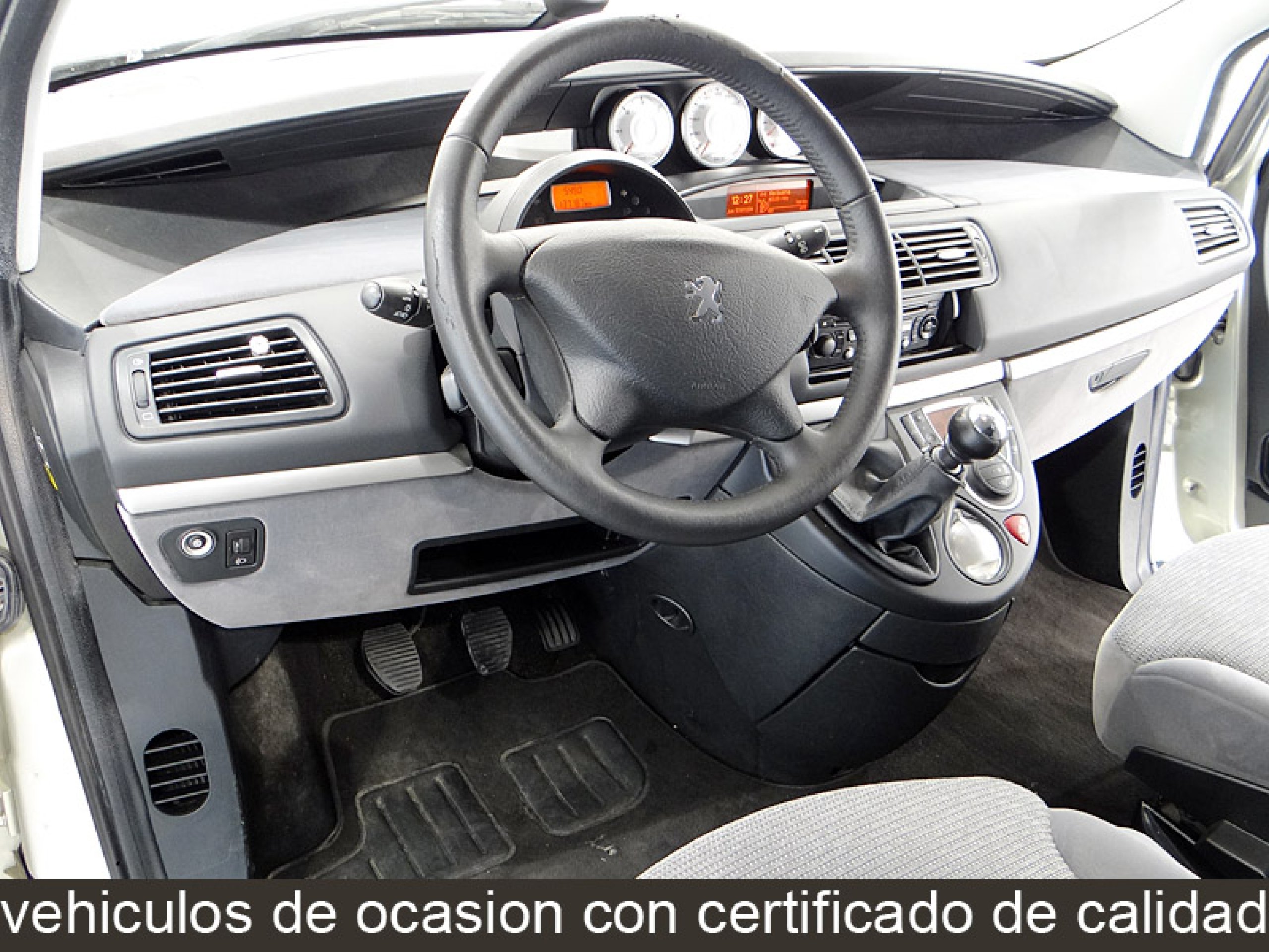 Foto Peugeot 807 26