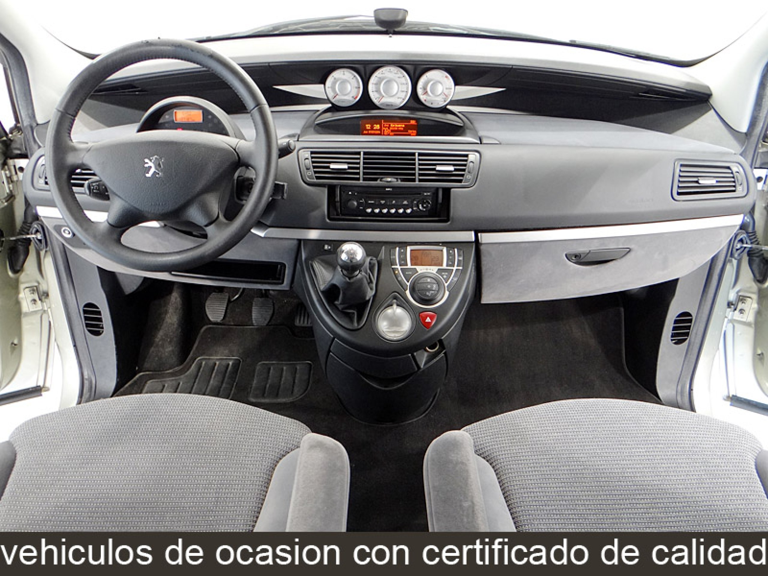 Foto Peugeot 807 28