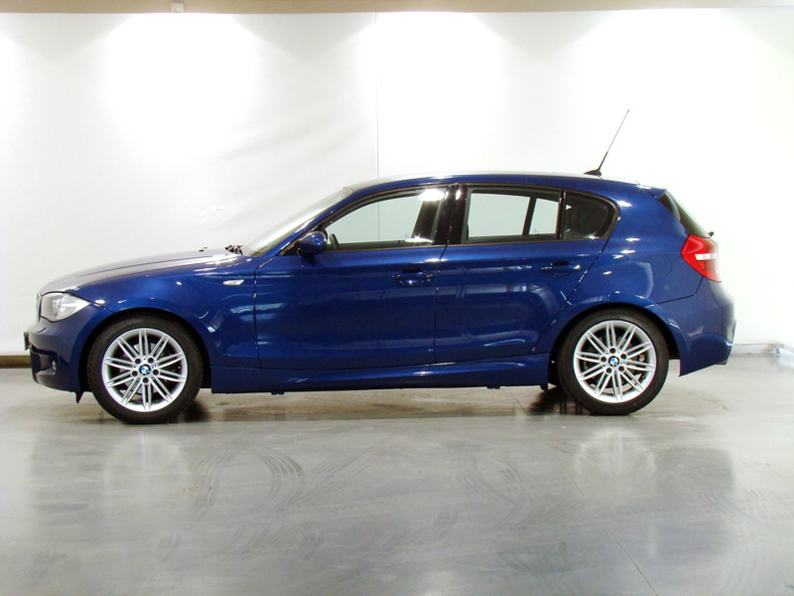 Foto Bmw 120 2