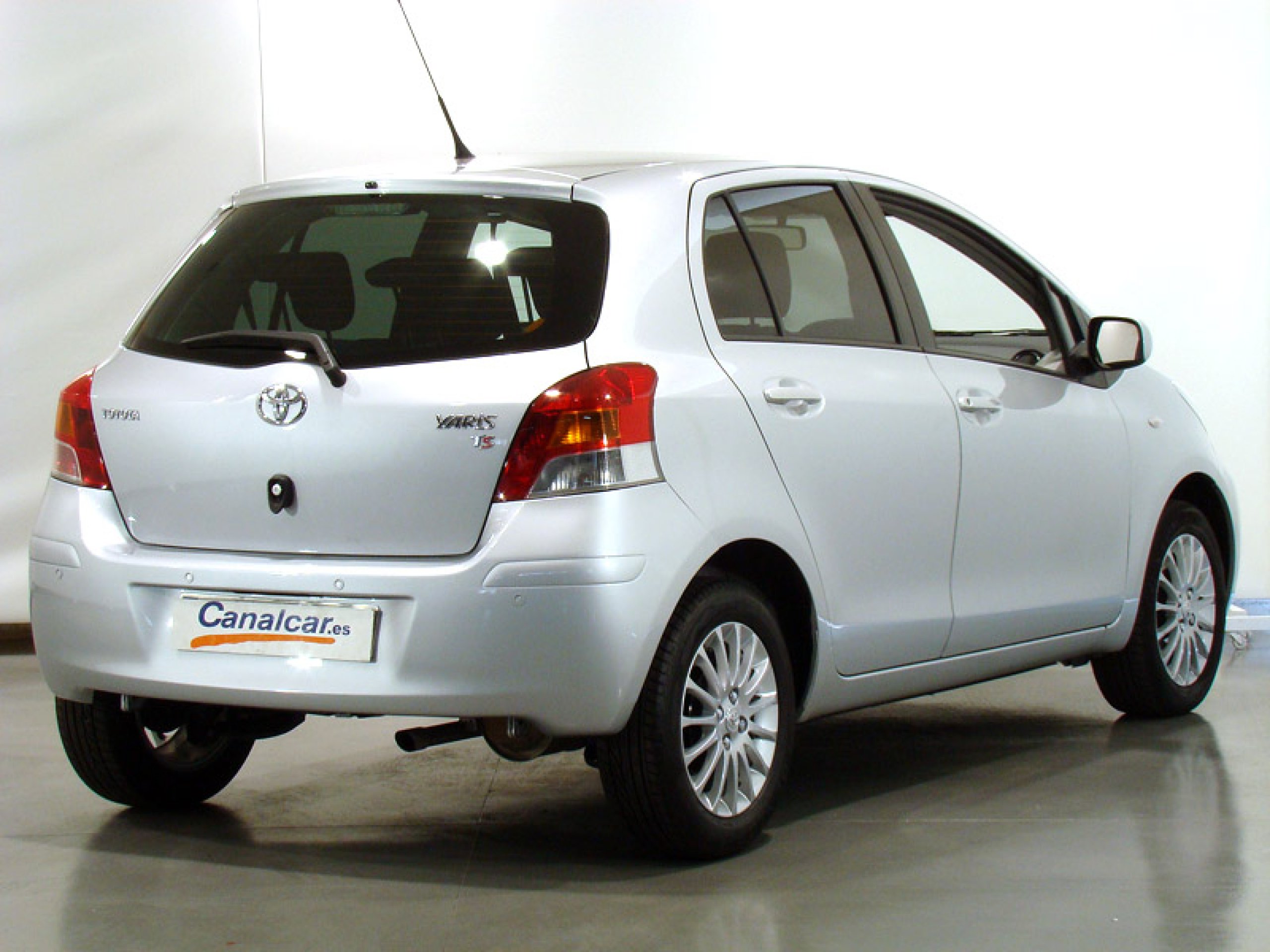 Foto Toyota Yaris 9