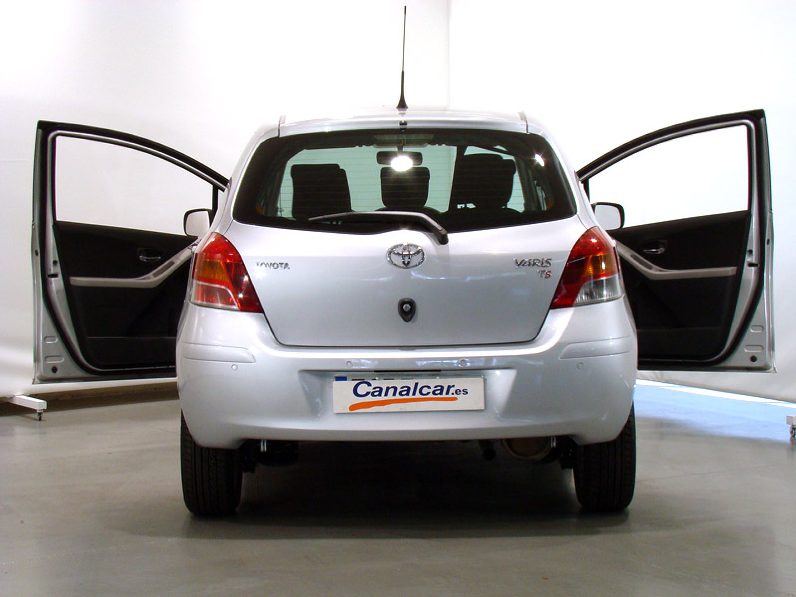 Foto Toyota Yaris 11