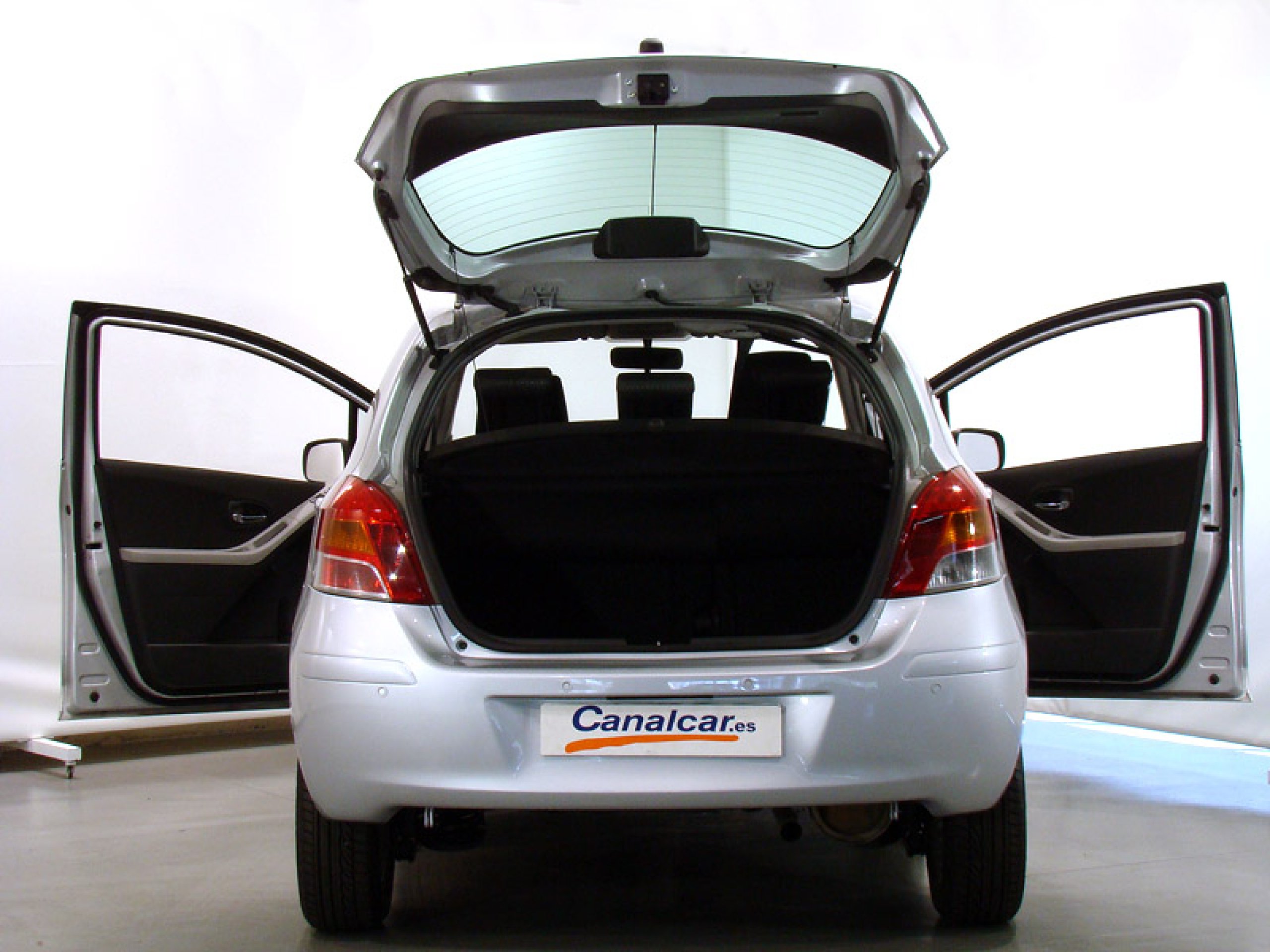 Foto Toyota Yaris 12