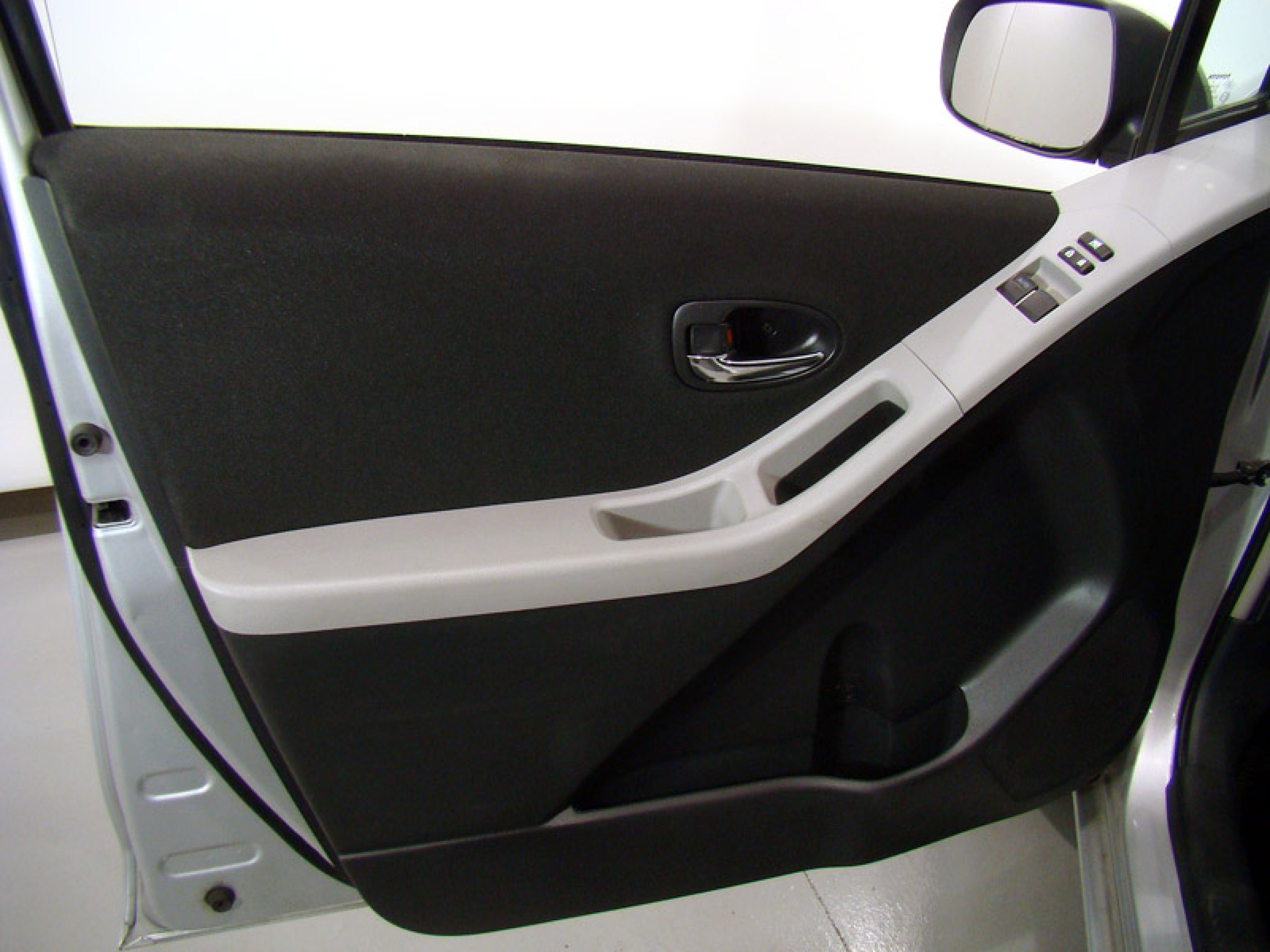 Foto Toyota Yaris 26