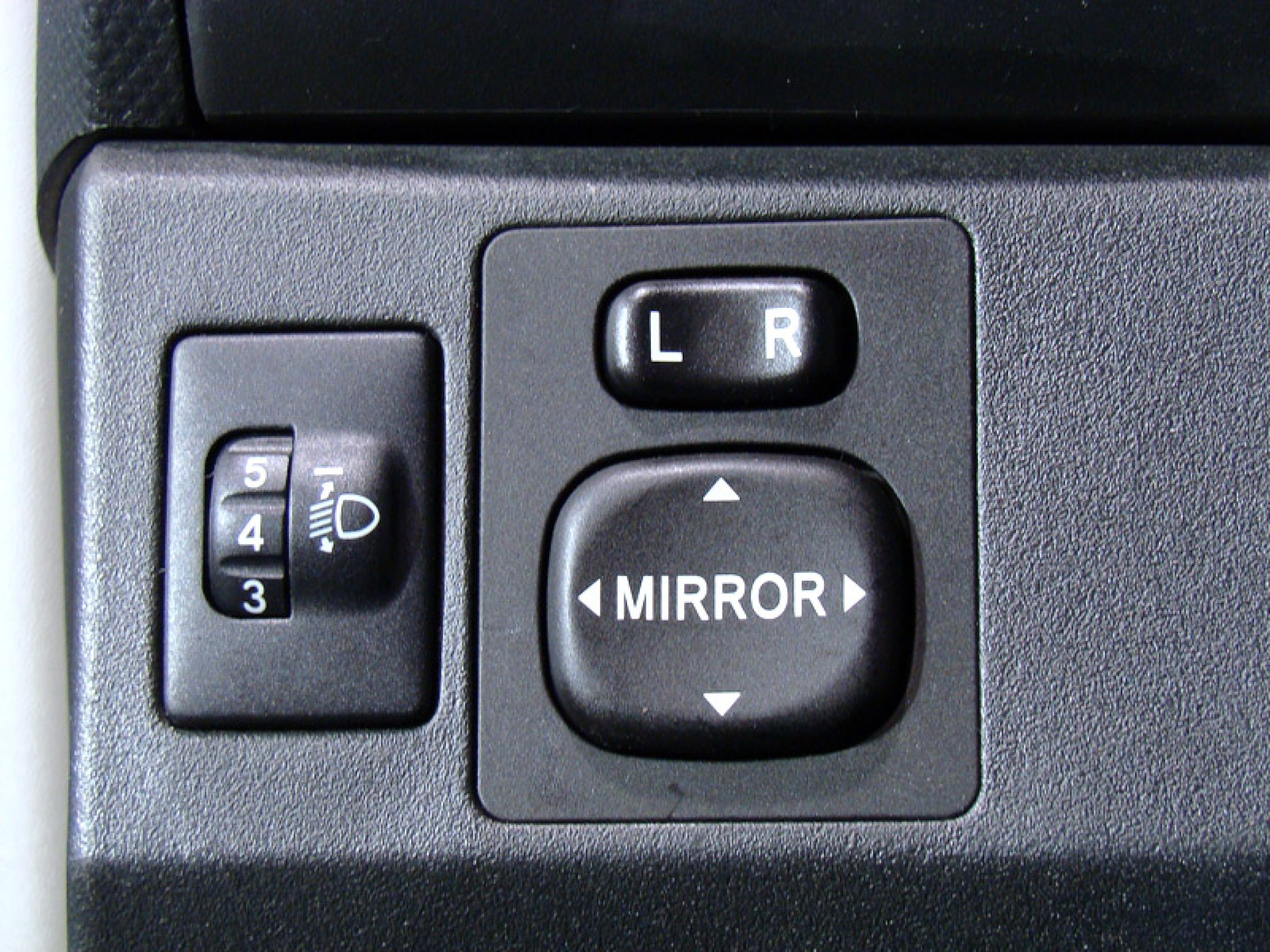 Foto Toyota Yaris 30