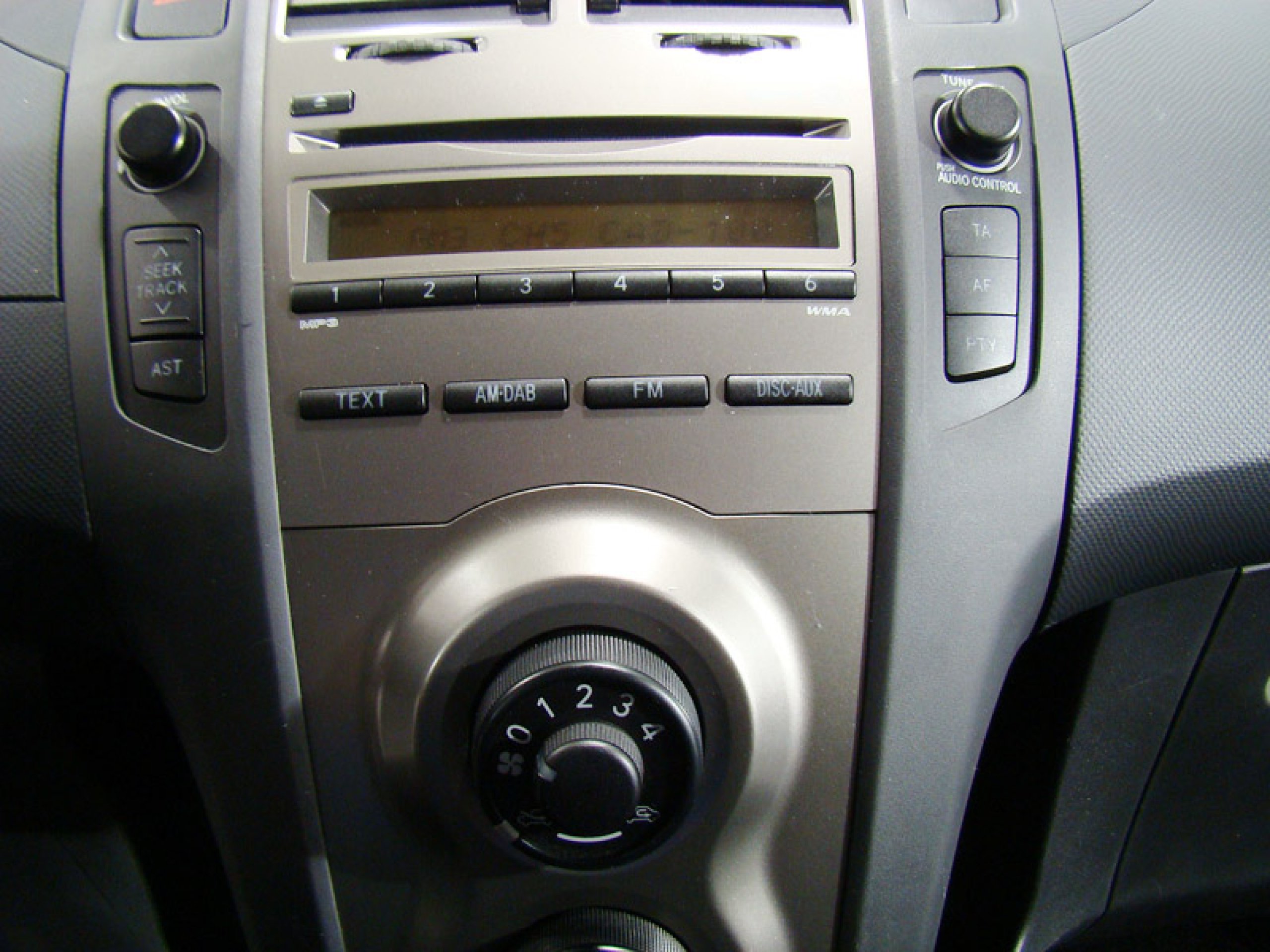 Foto Toyota Yaris 33
