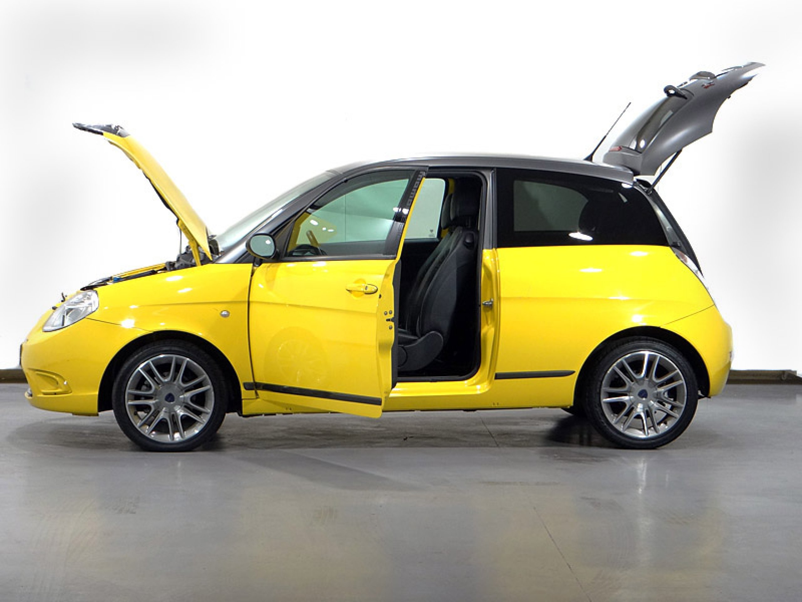 Foto Lancia Ypsilon 14