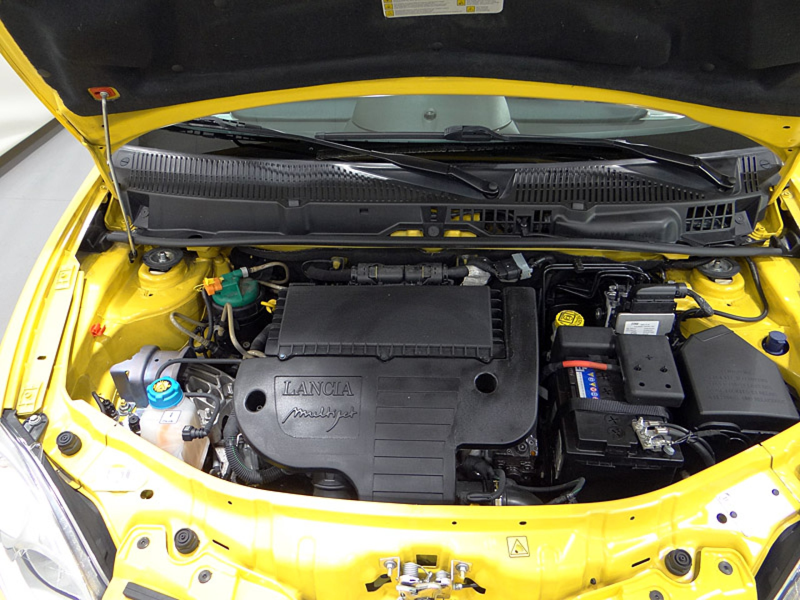 Foto Lancia Ypsilon 19