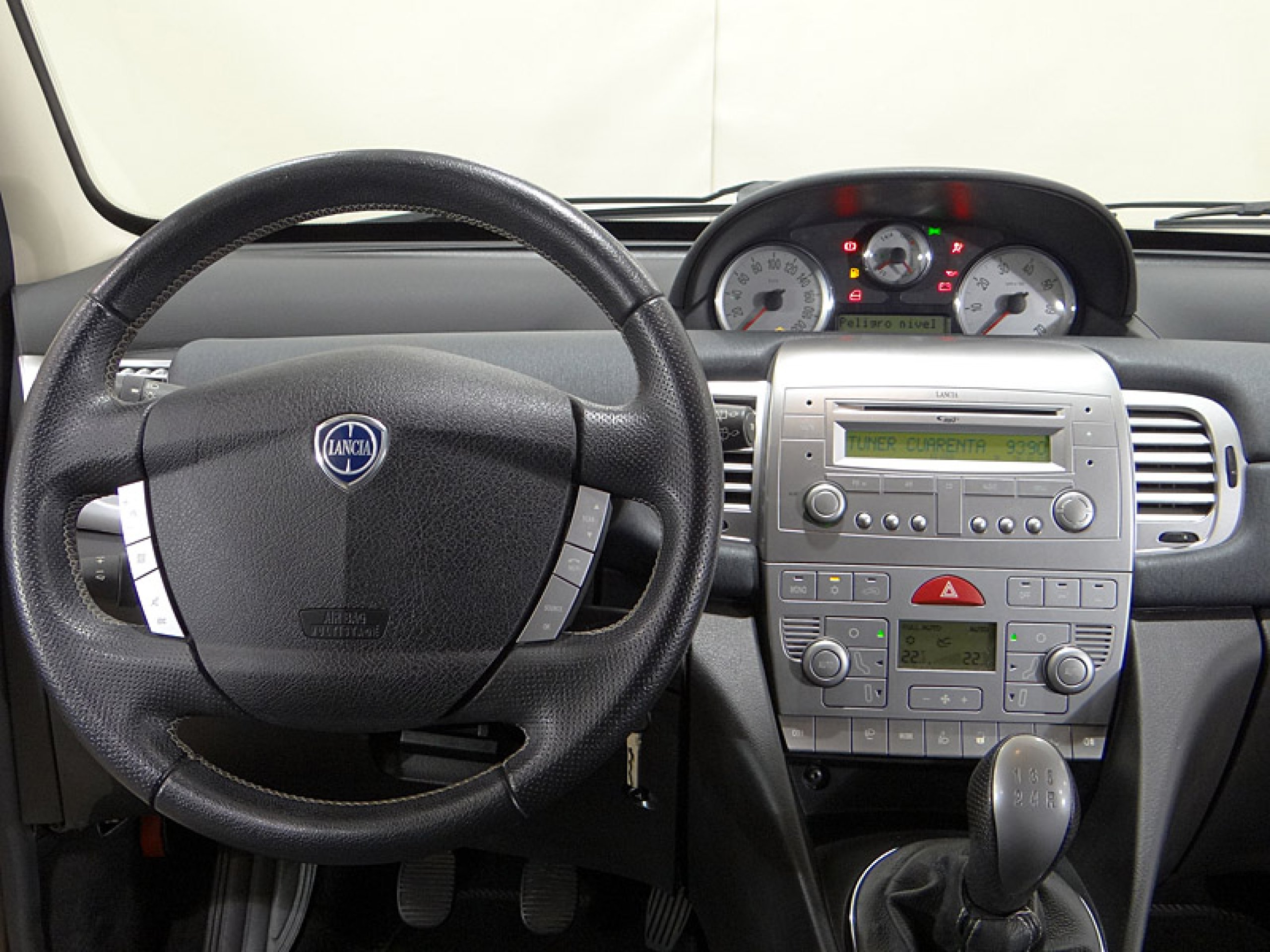 Foto Lancia Ypsilon 33