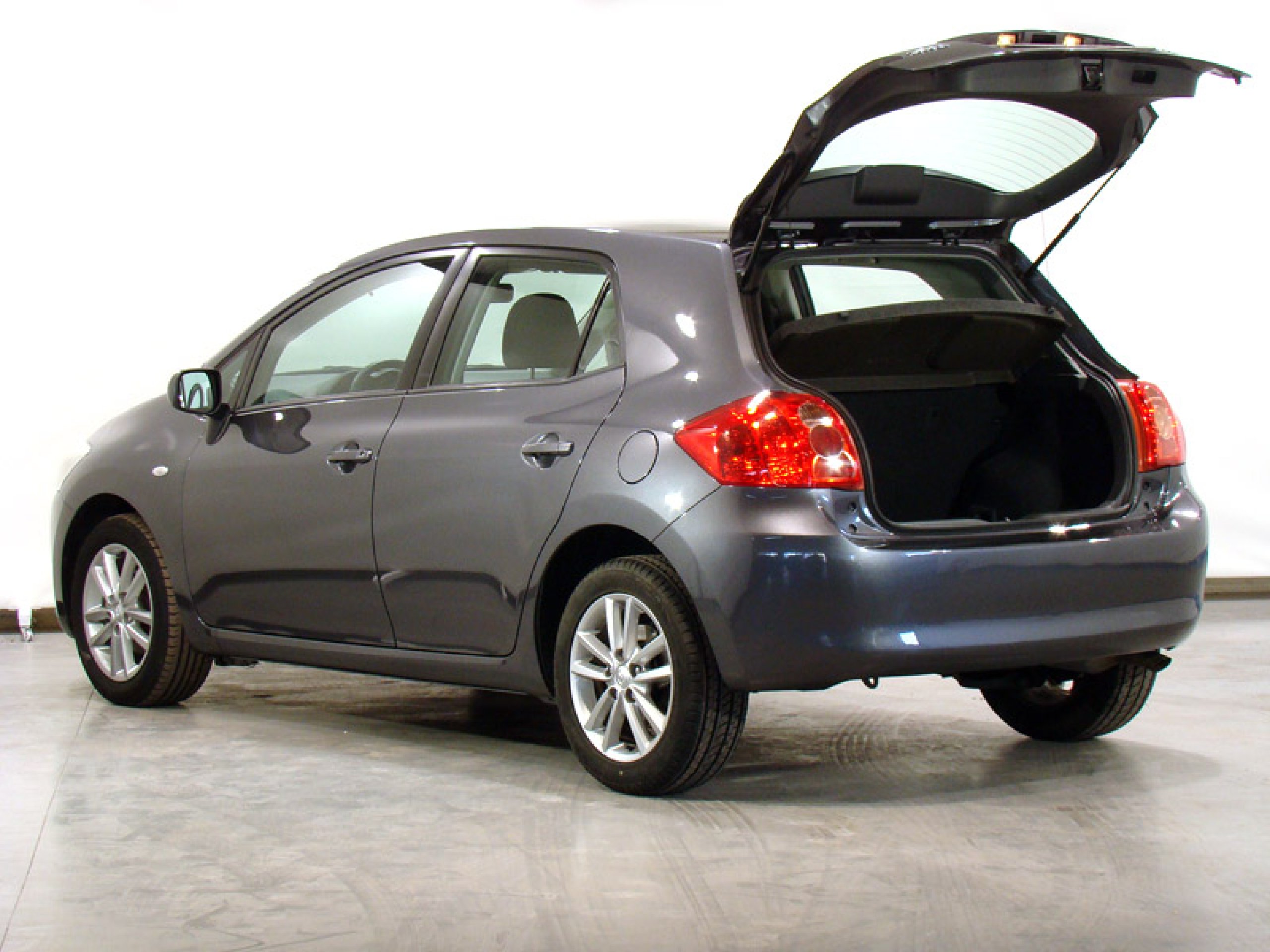 Foto Toyota Auris 12