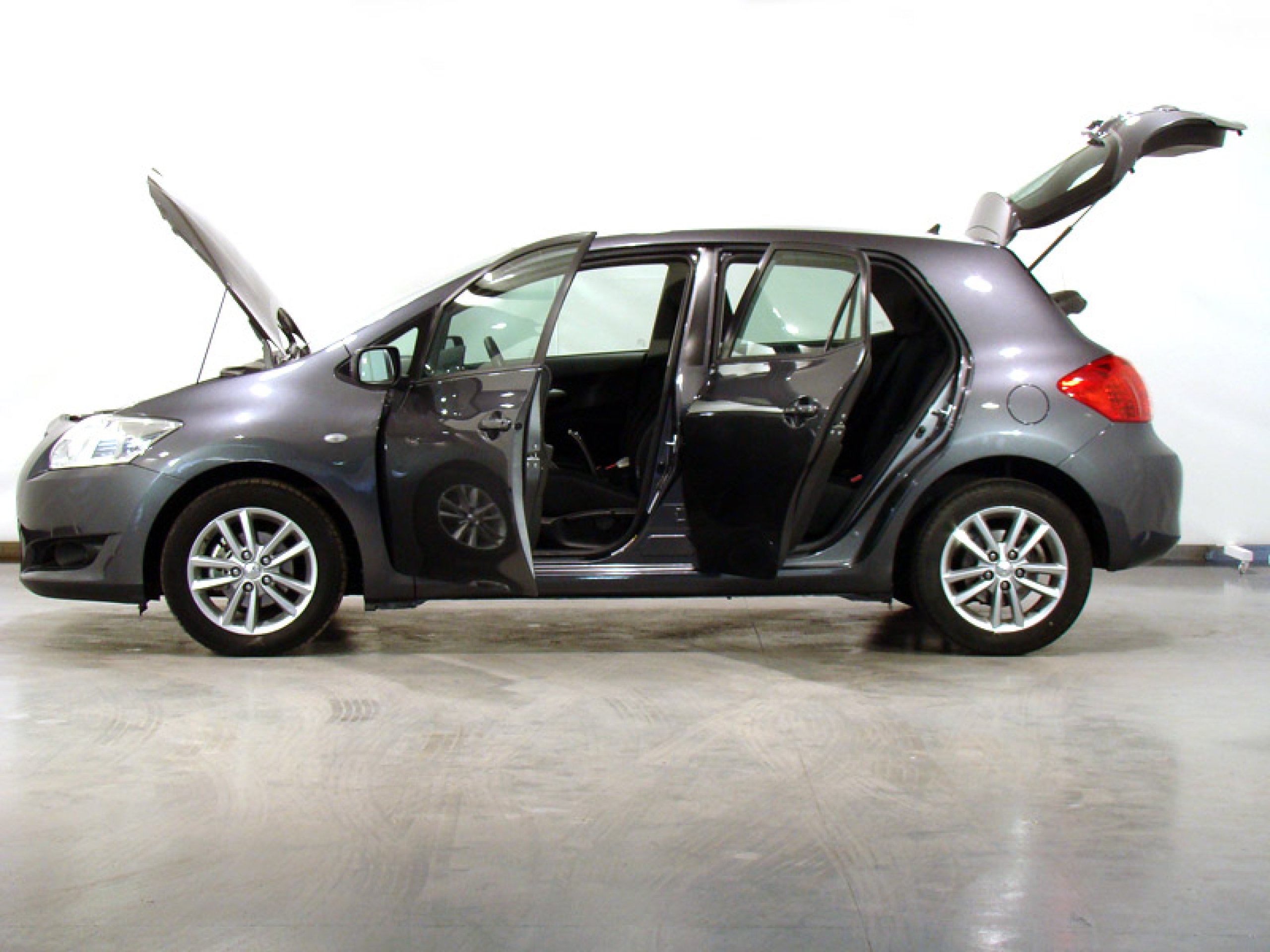 Foto Toyota Auris 14