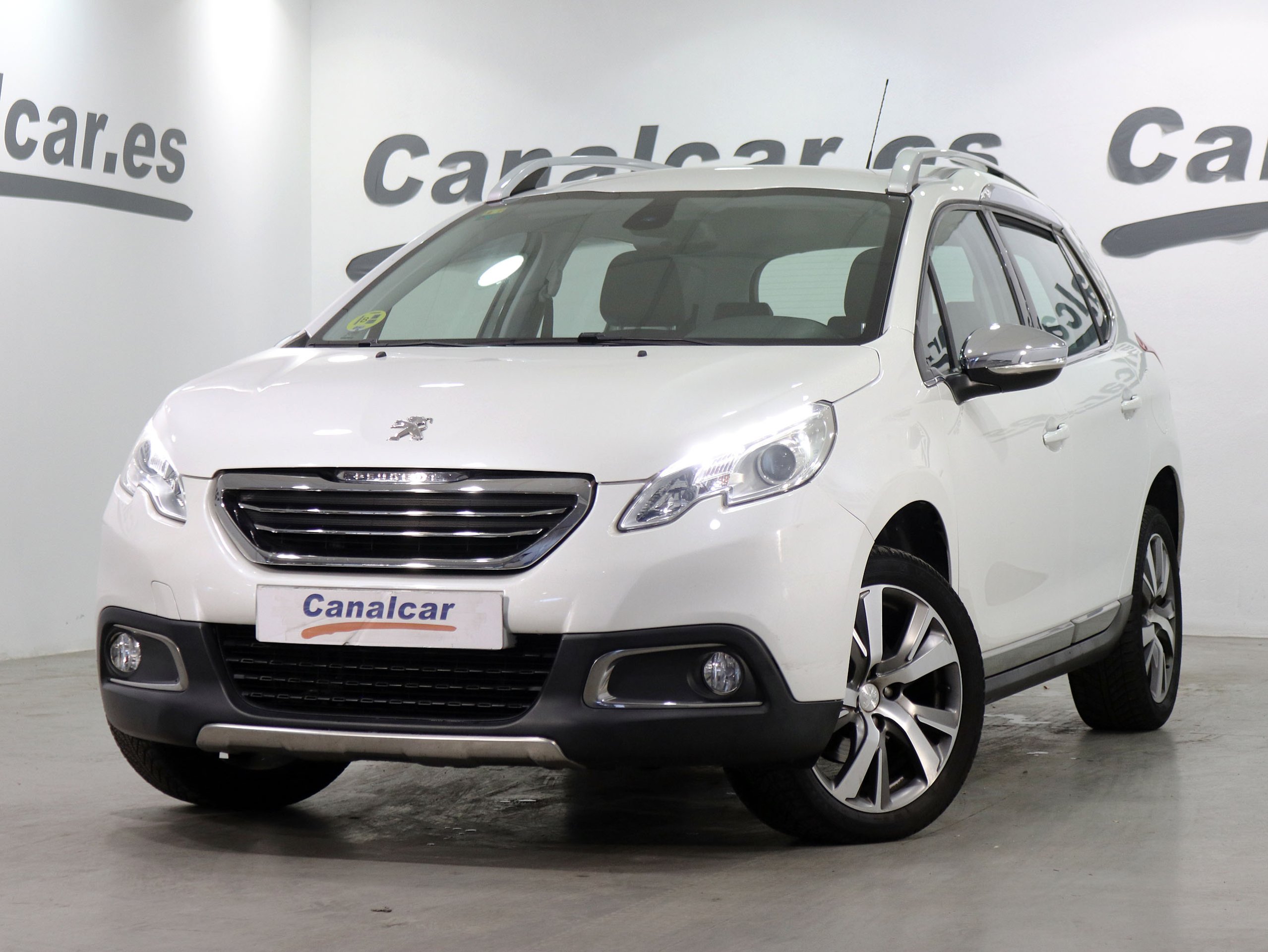 Foto 1 del Peugeot 2008 e-HDI 115 Allure 84 kW (115 CV)