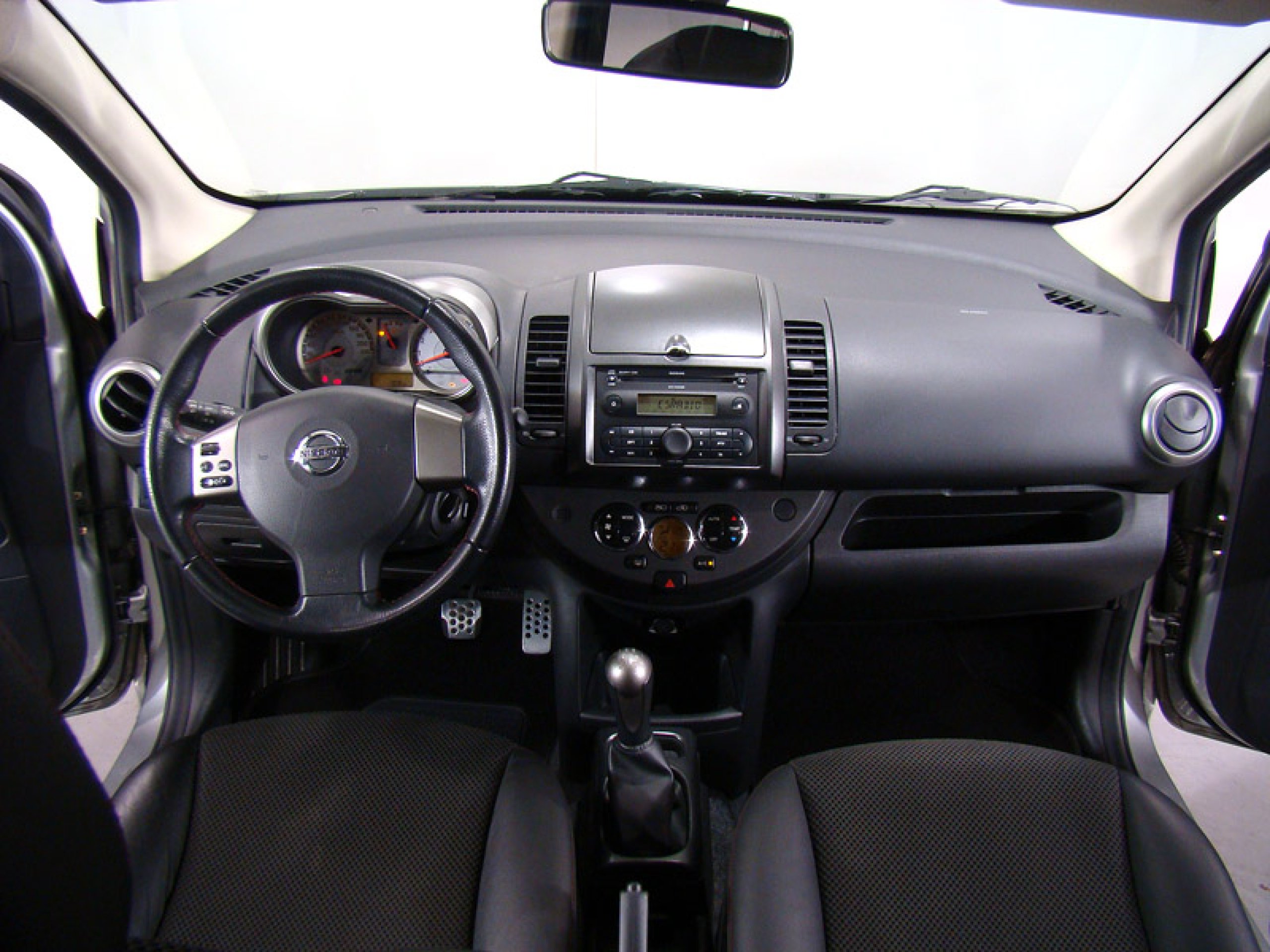 Foto Nissan Note 28