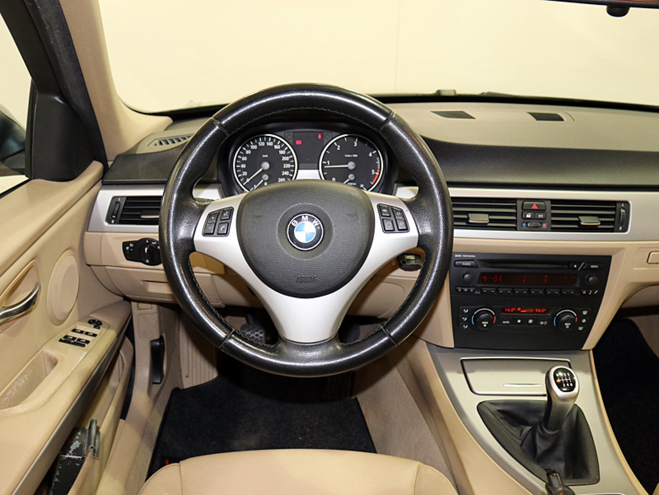 Foto Bmw 320 18