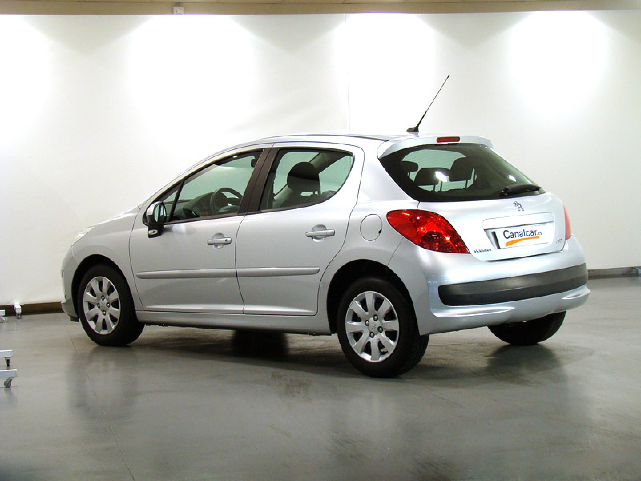 Foto Peugeot 207 13