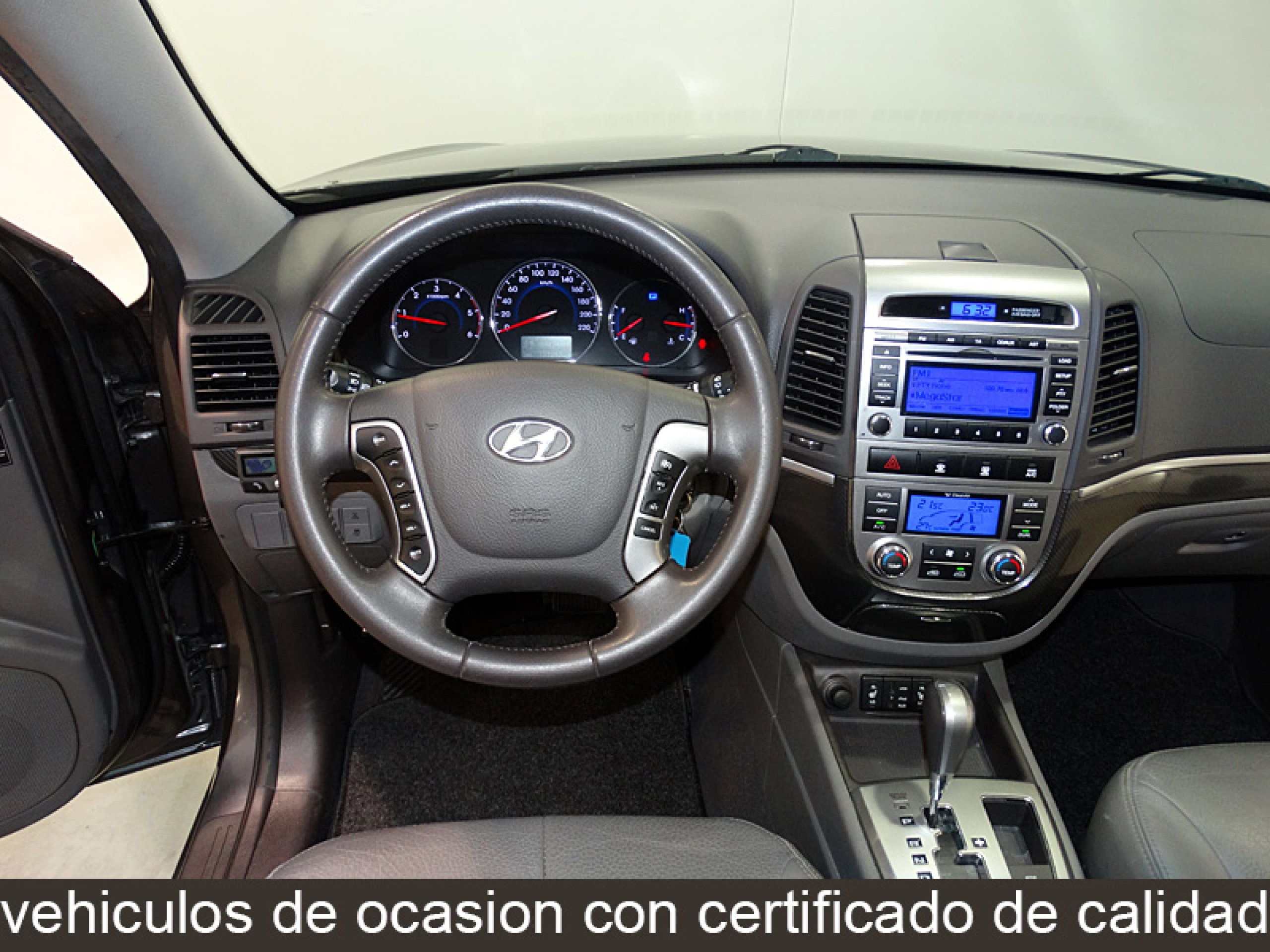 Foto Hyundai Santa Fe 25