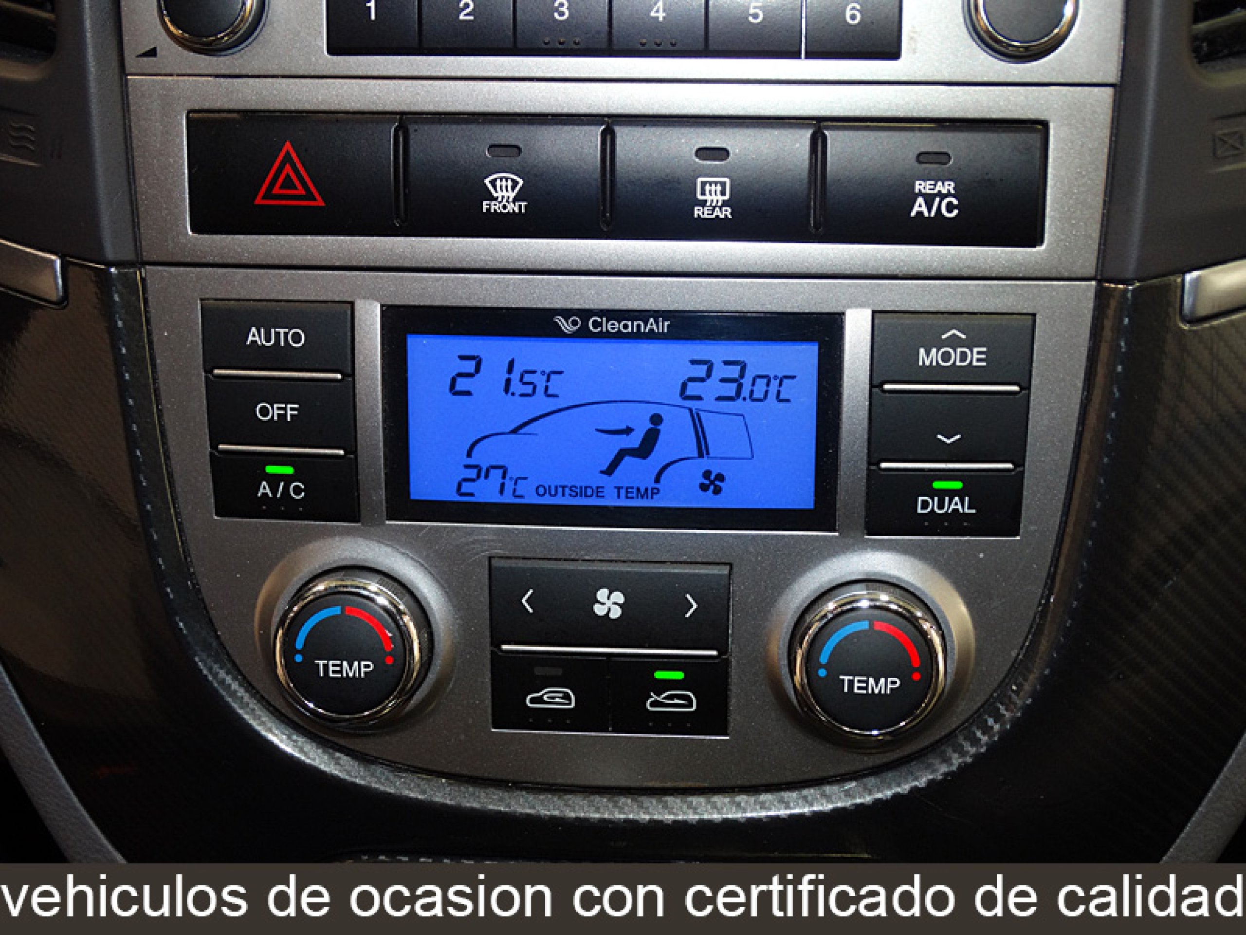 Foto Hyundai Santa Fe 28