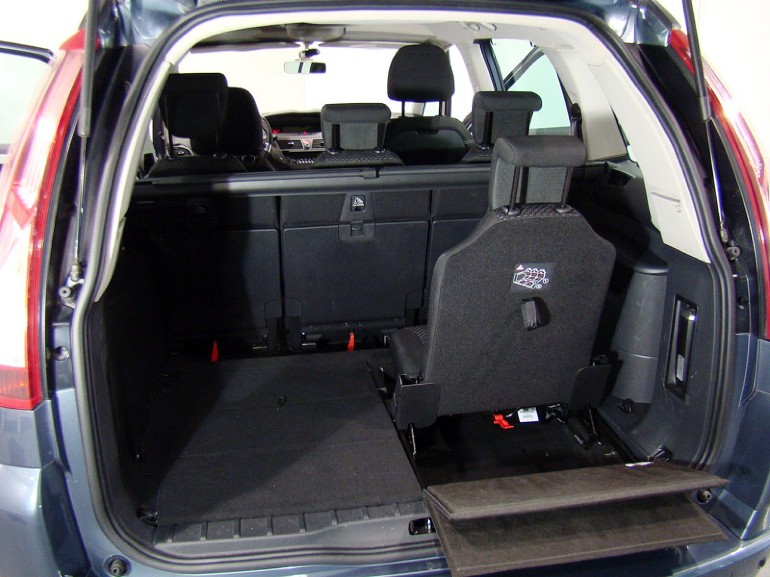 Foto Citroen Grand C4 Picasso 13