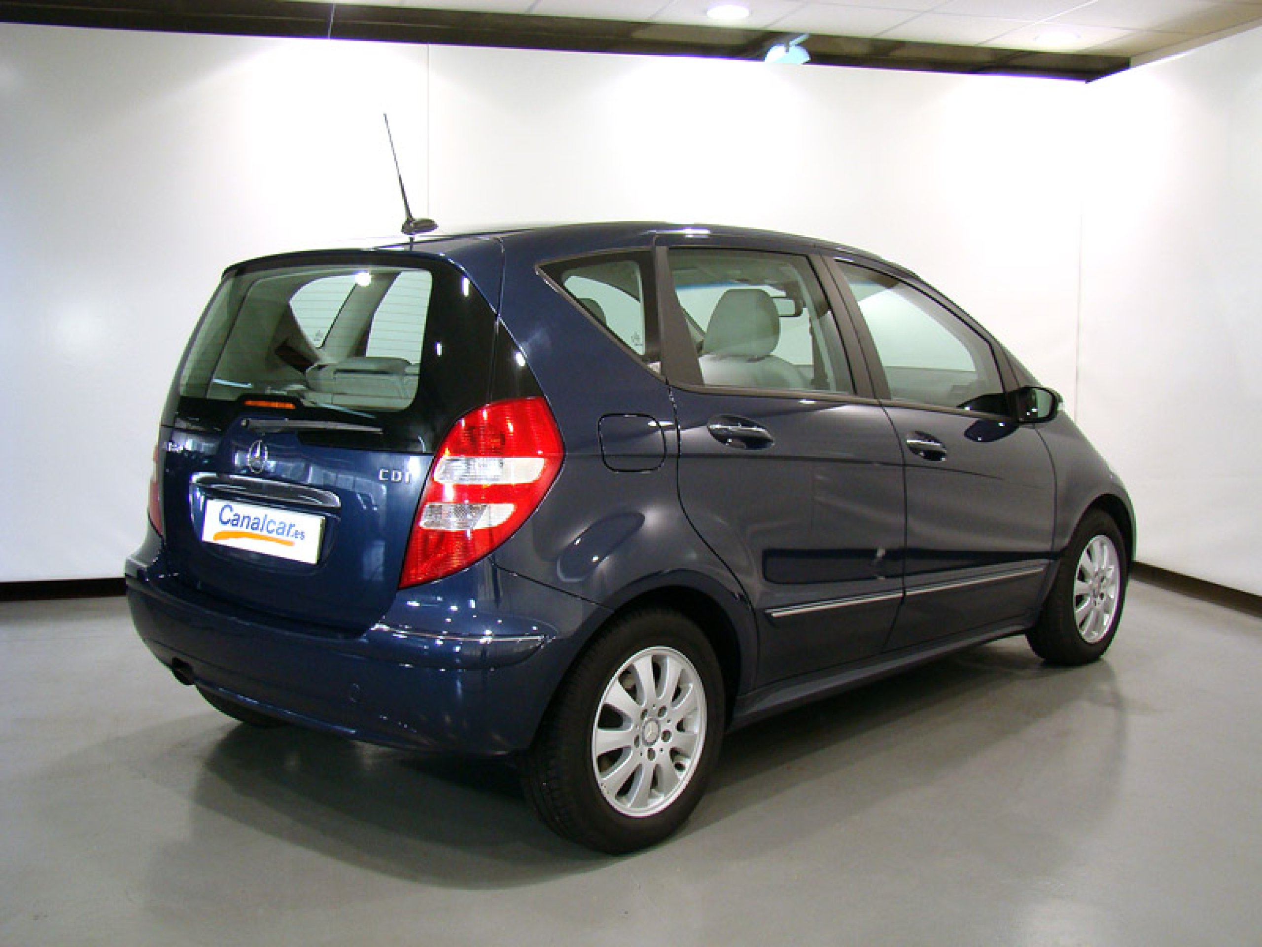 Foto Mercedes-Benz A 180 8