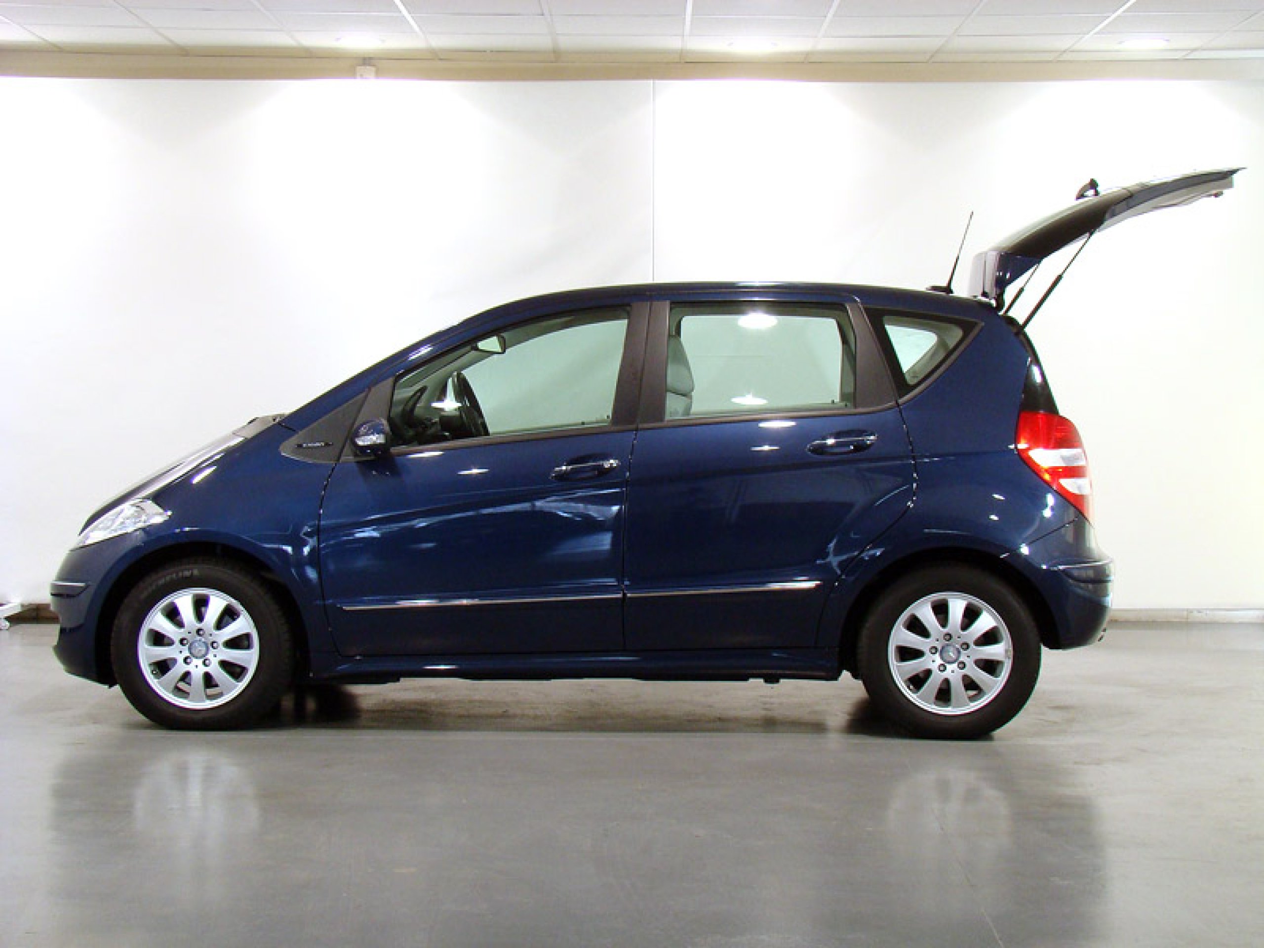 Foto Mercedes-Benz A 180 13