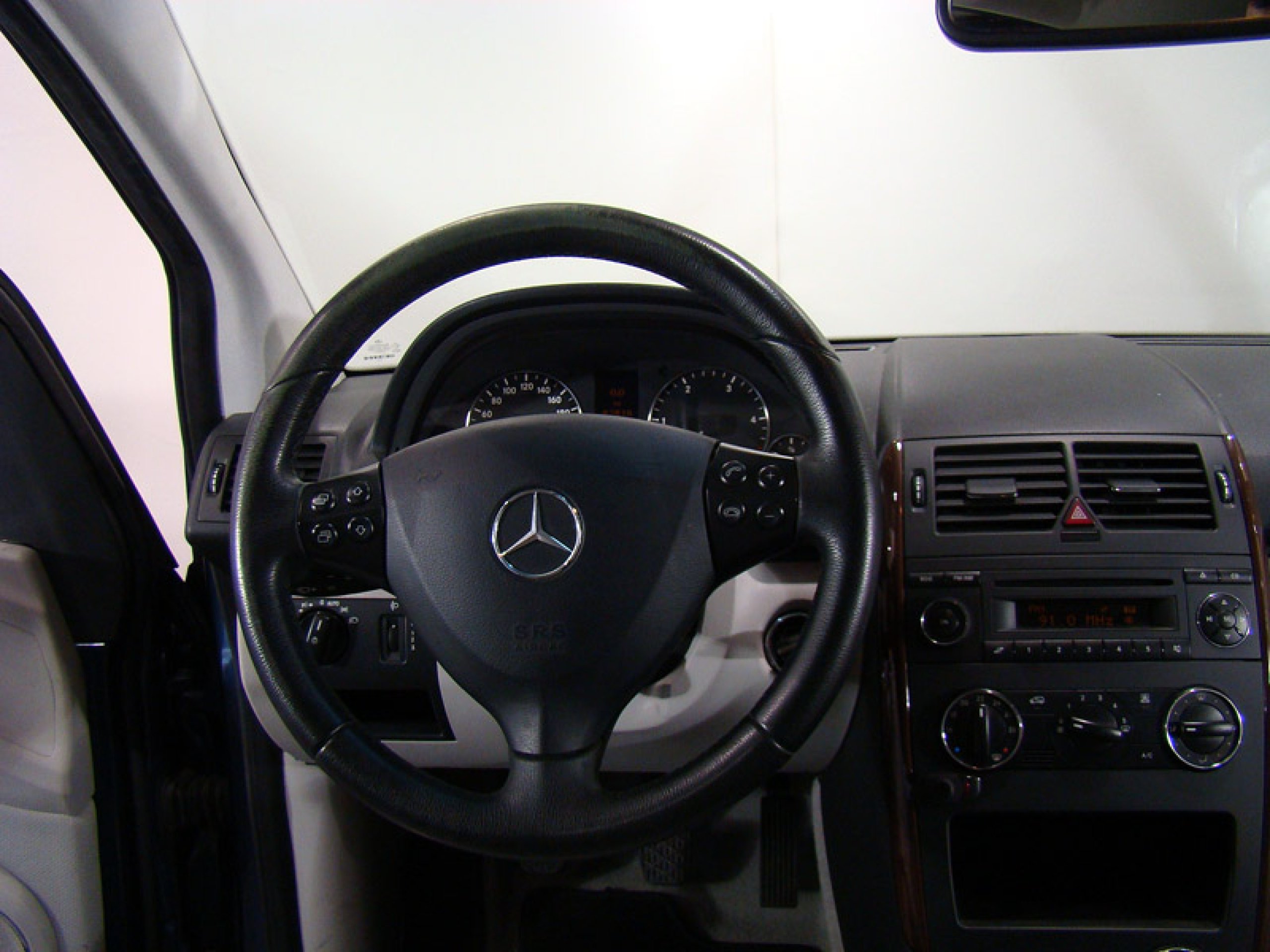 Foto Mercedes-Benz A 180 32