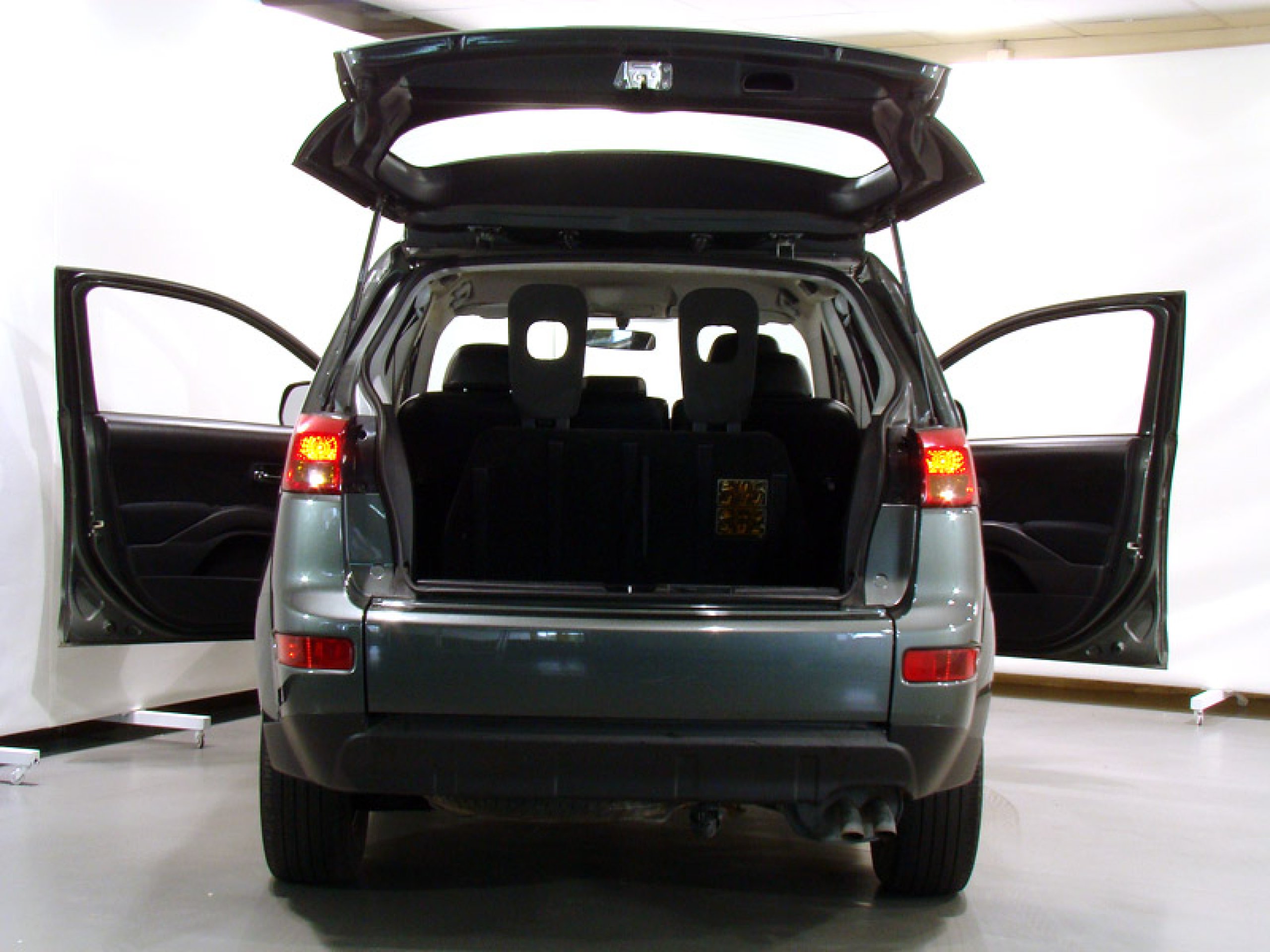 Foto Peugeot 4007 12