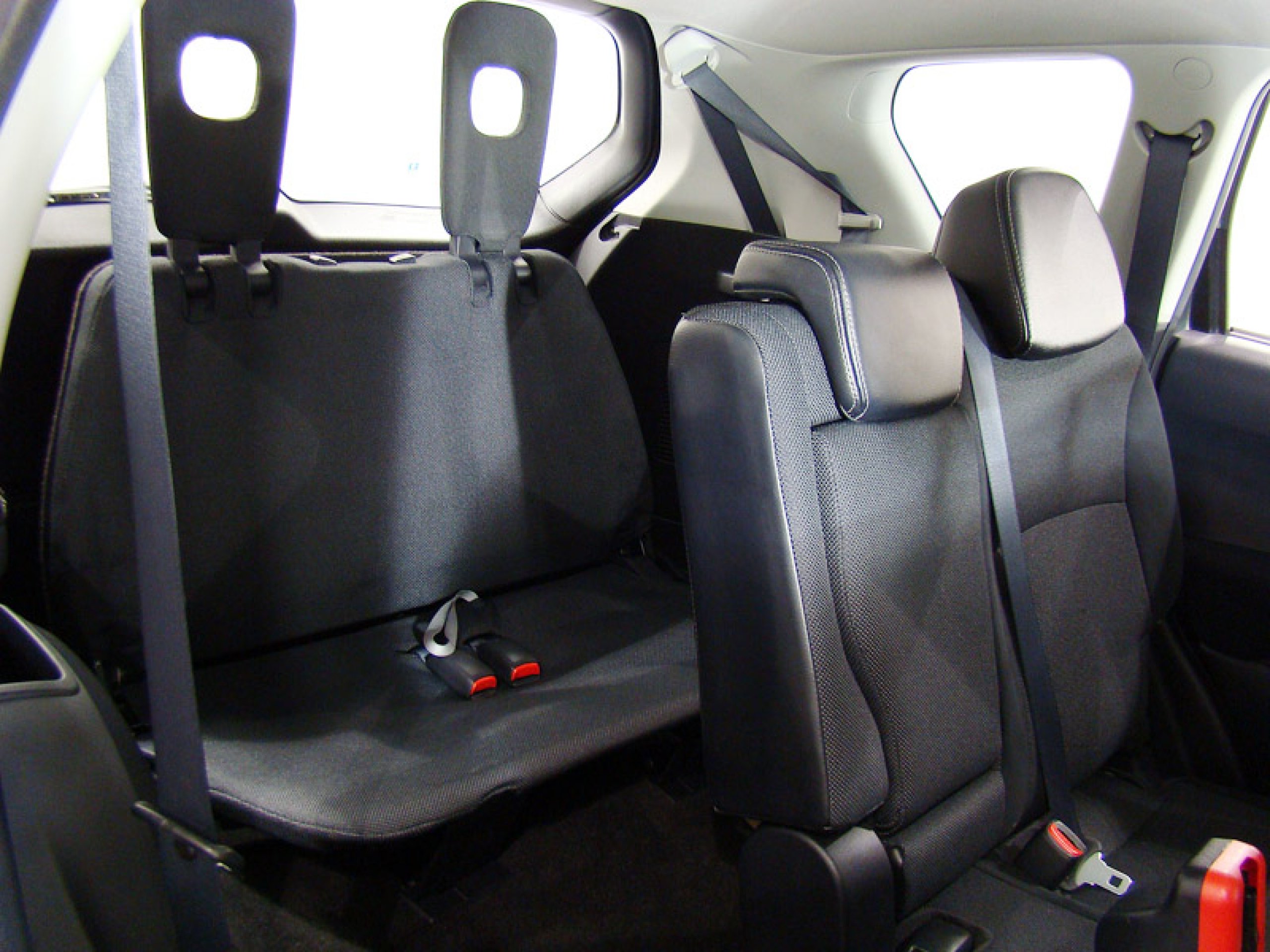 Foto Peugeot 4007 35