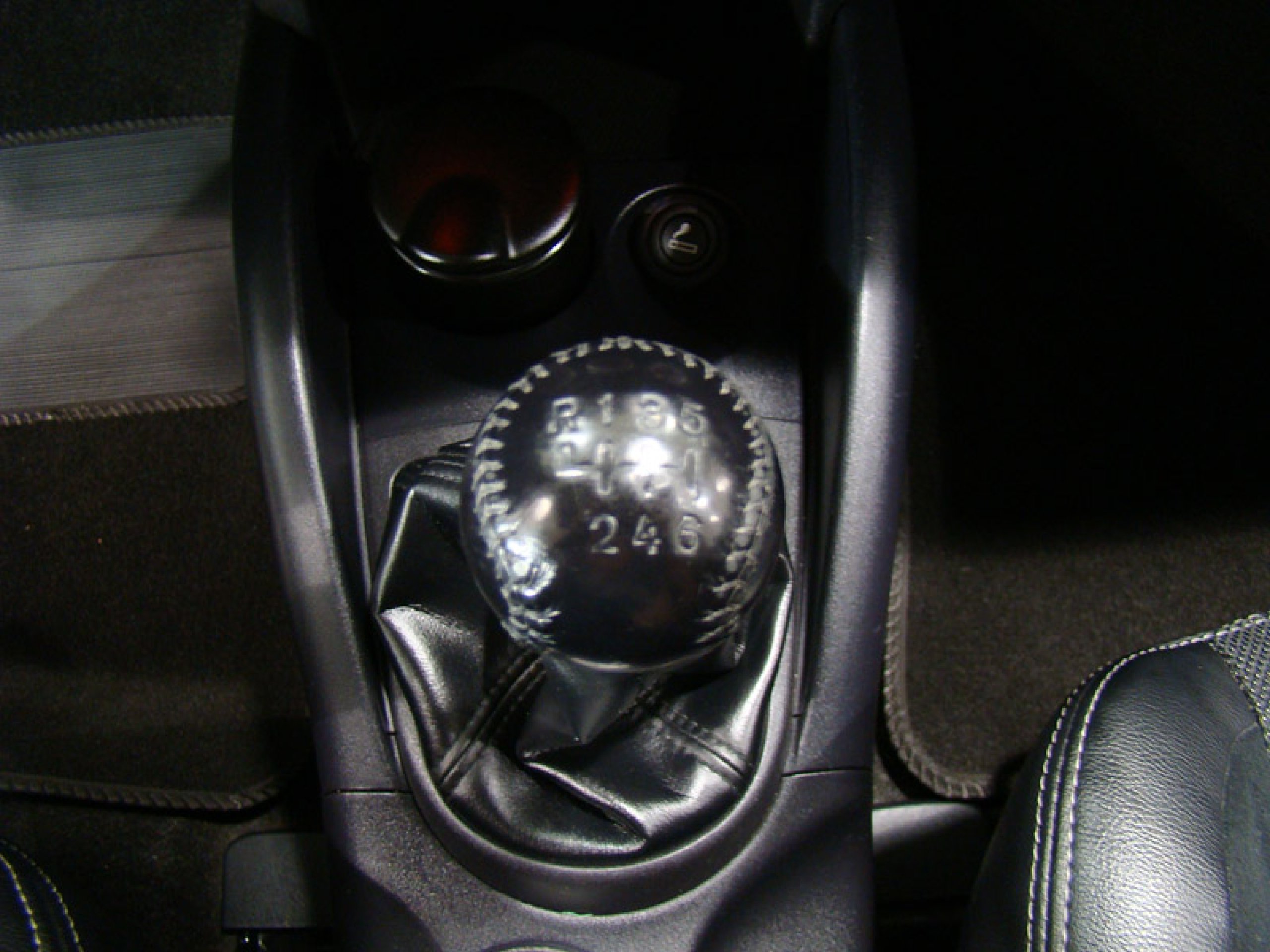 Foto Peugeot 4007 46