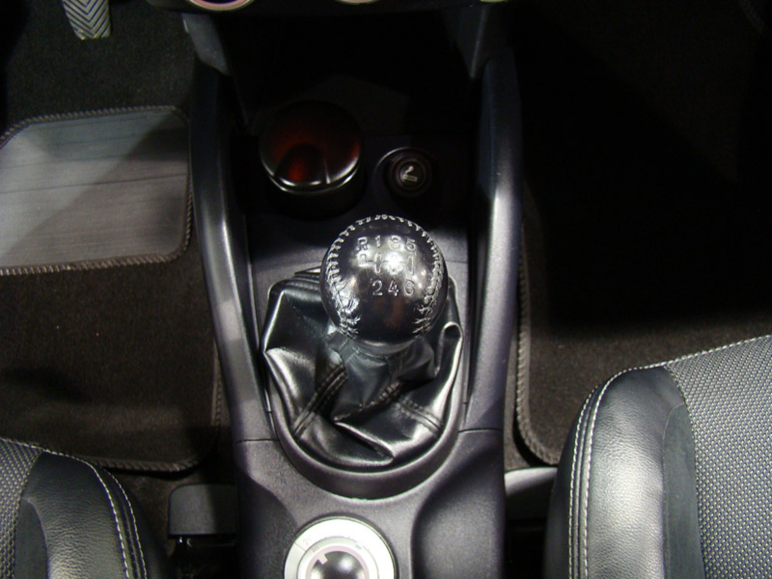 Foto Peugeot 4007 47