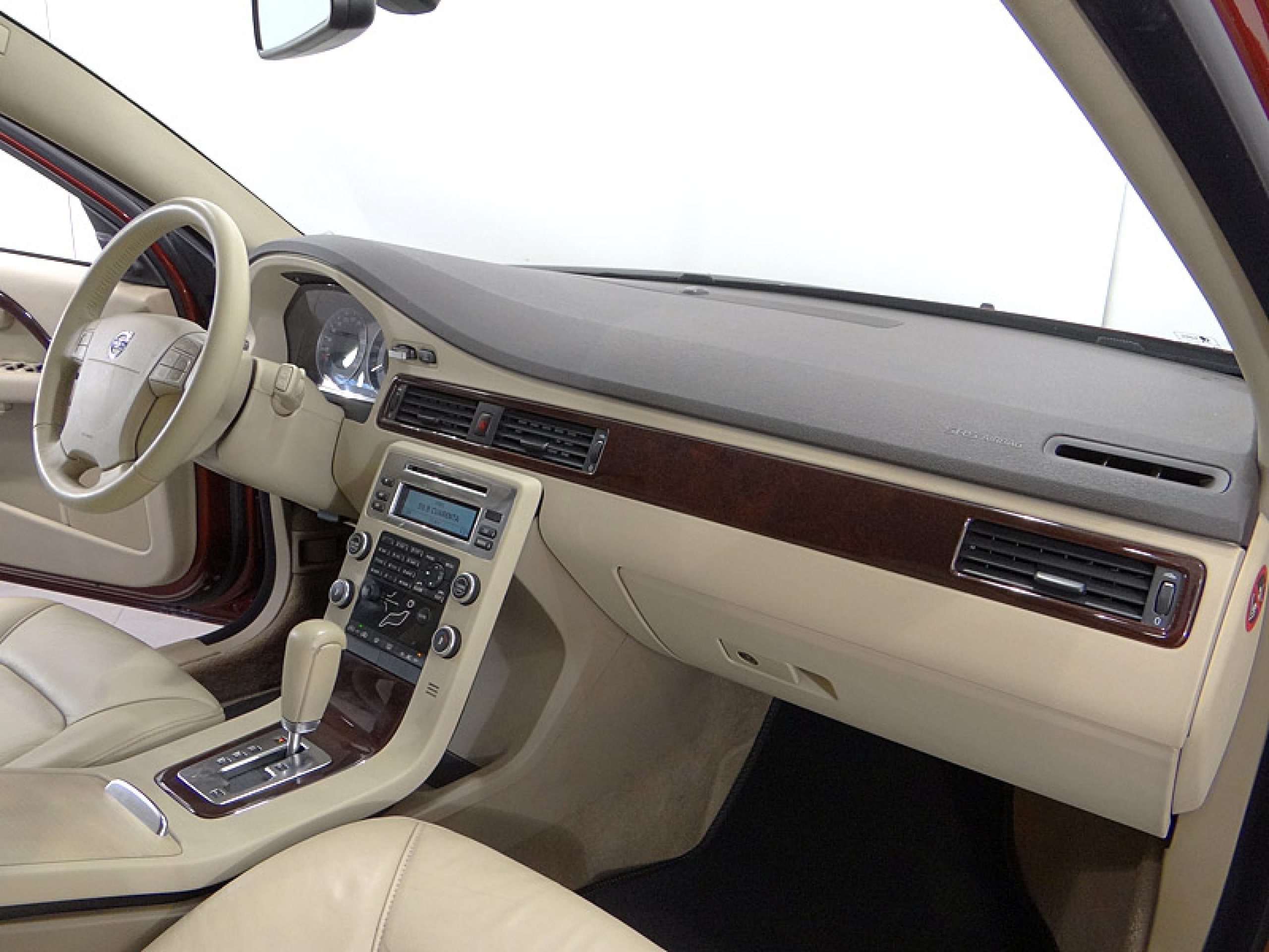 Foto Volvo V70 27