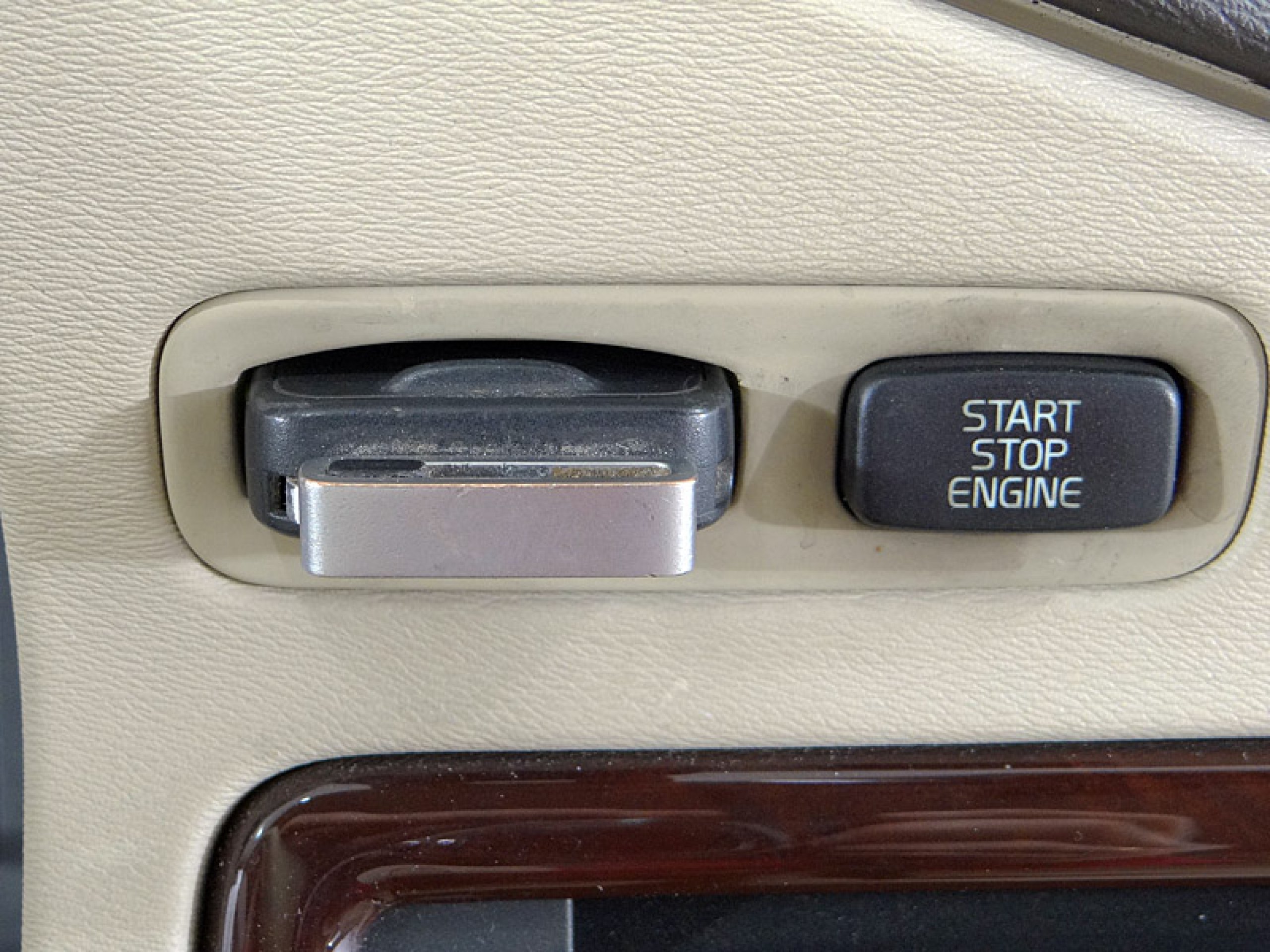 Foto Volvo V70 33