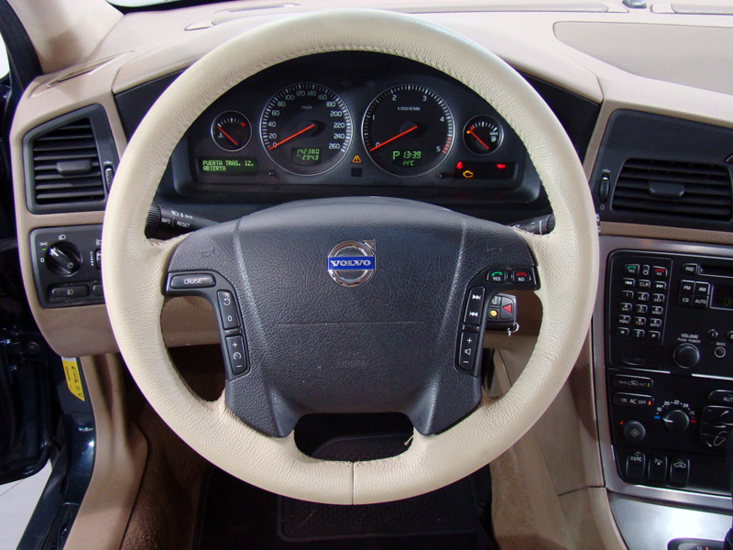 Foto Volvo XC 70 35