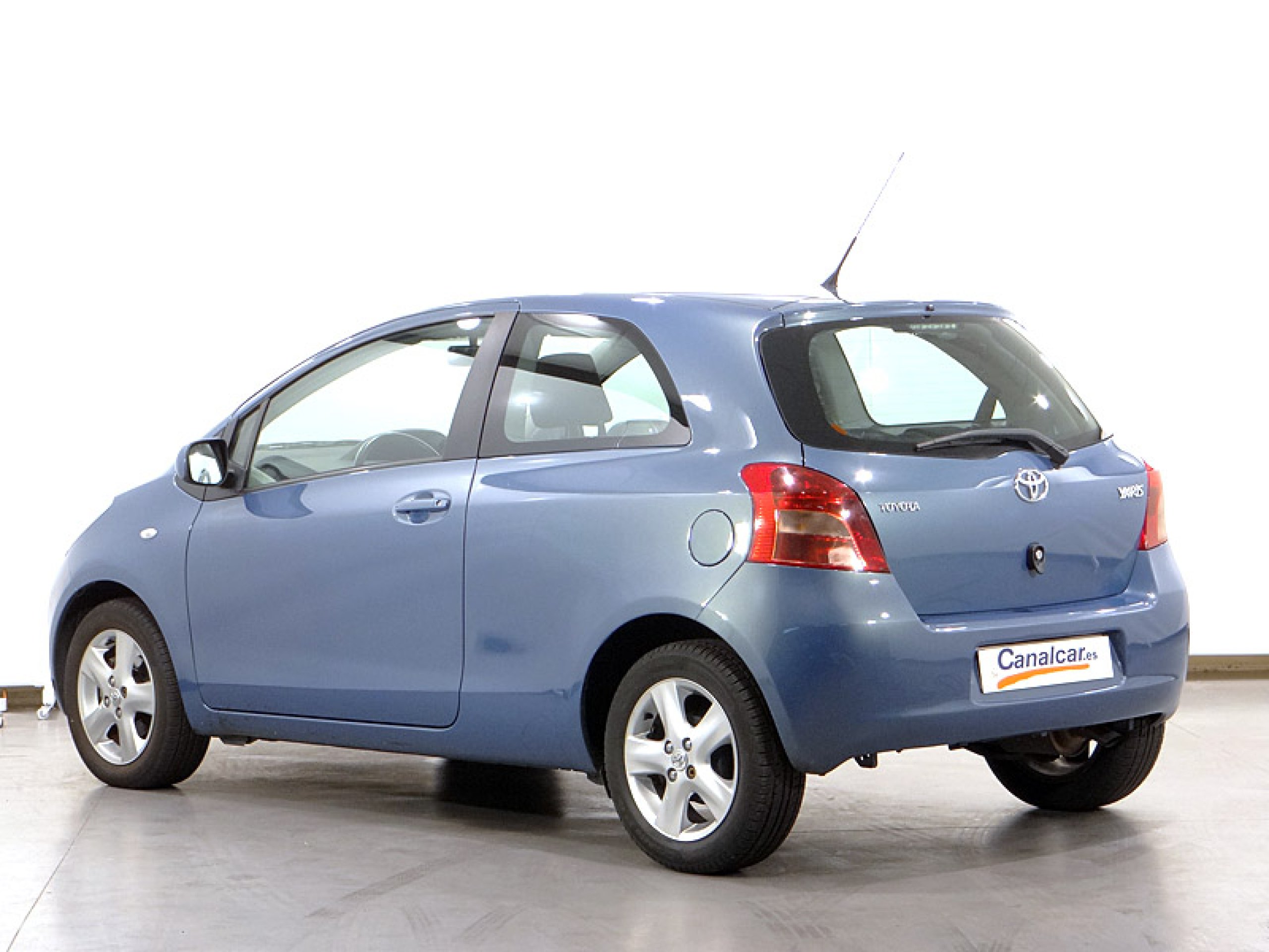 Foto Toyota Yaris 12