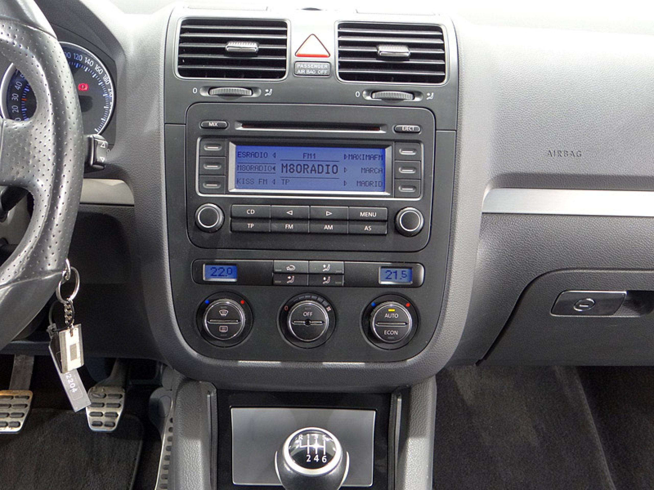 Foto Volkswagen Golf 32