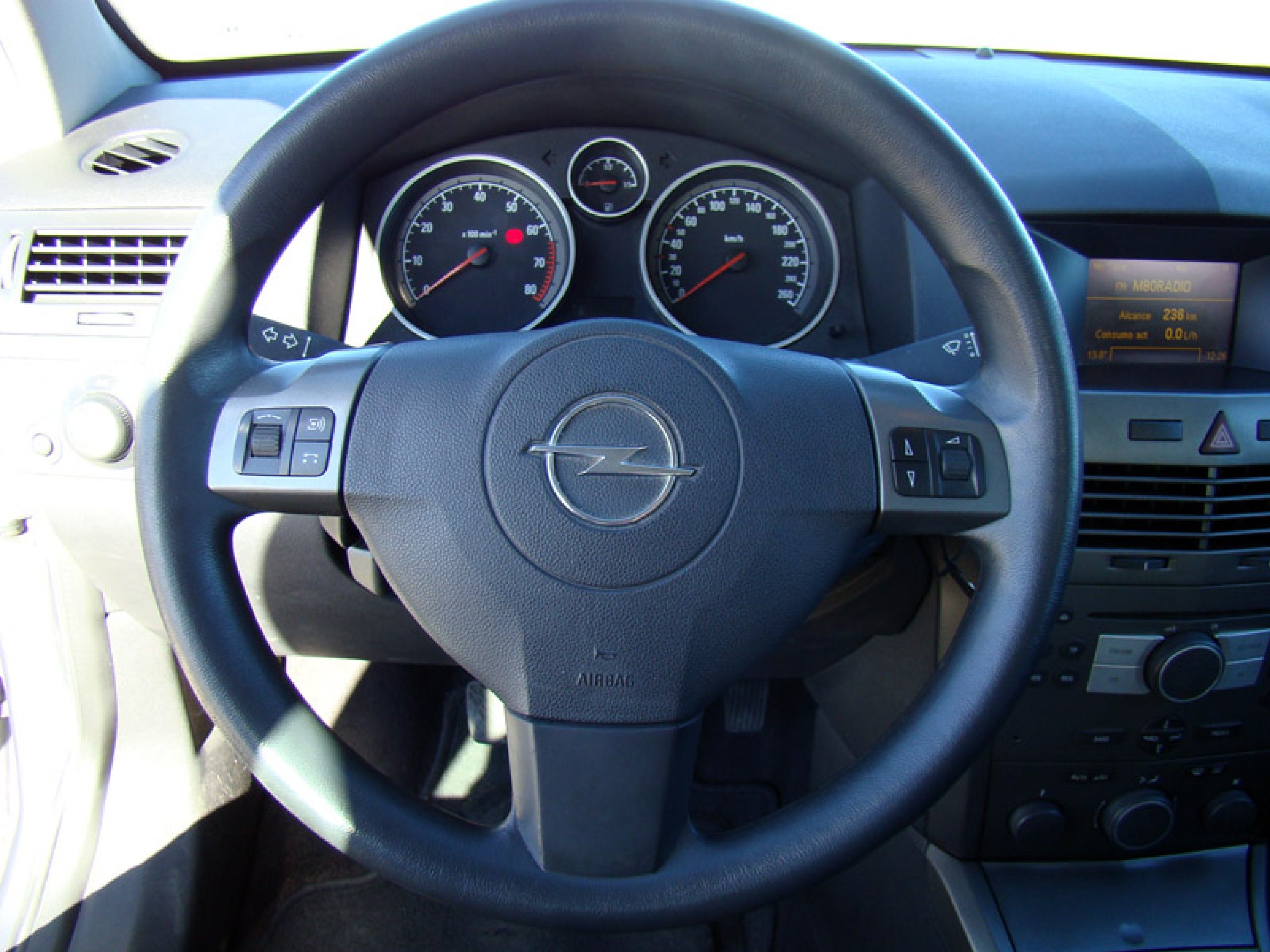 Foto Opel Astra 9
