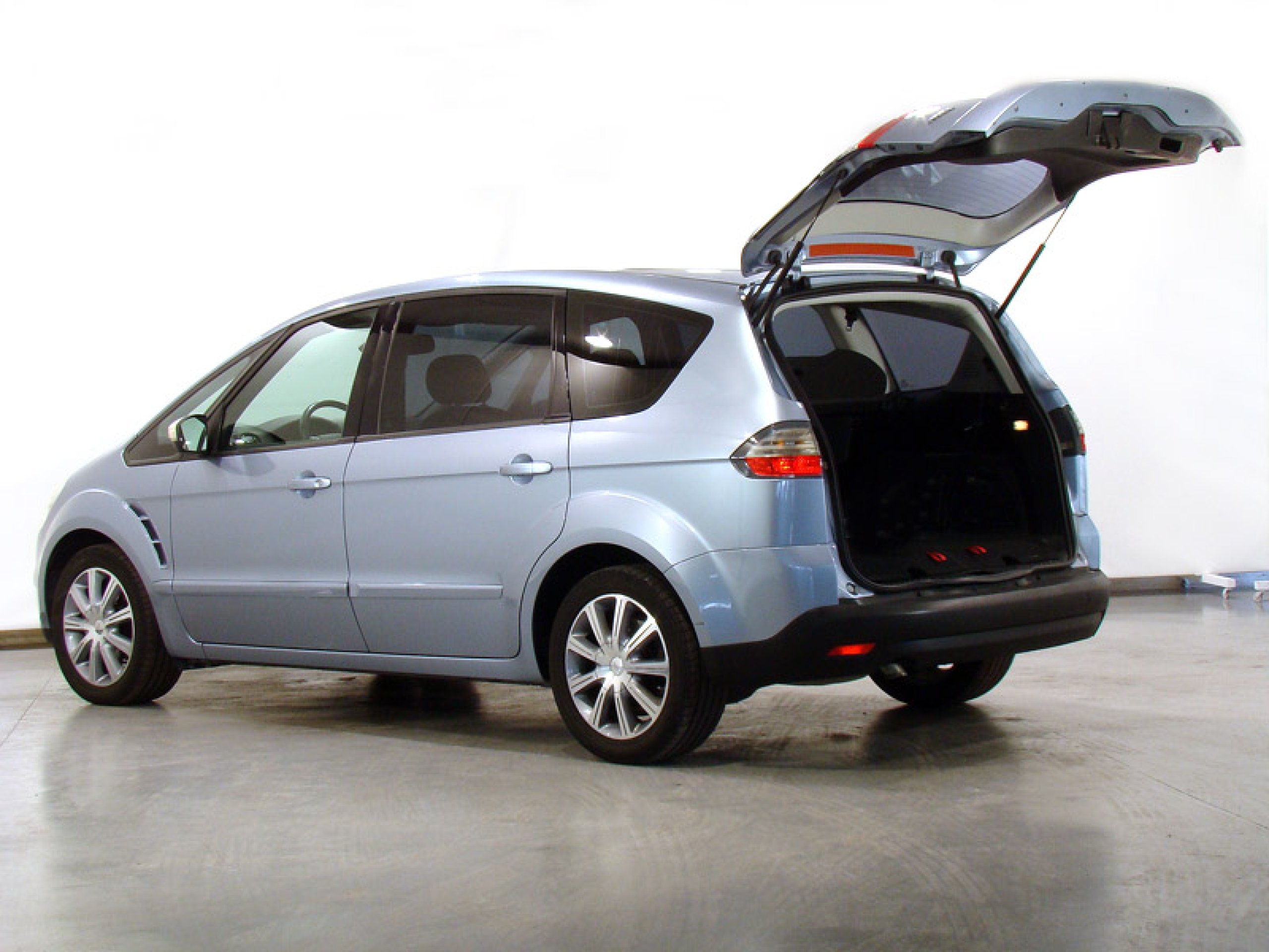 Foto Ford S-Max 13