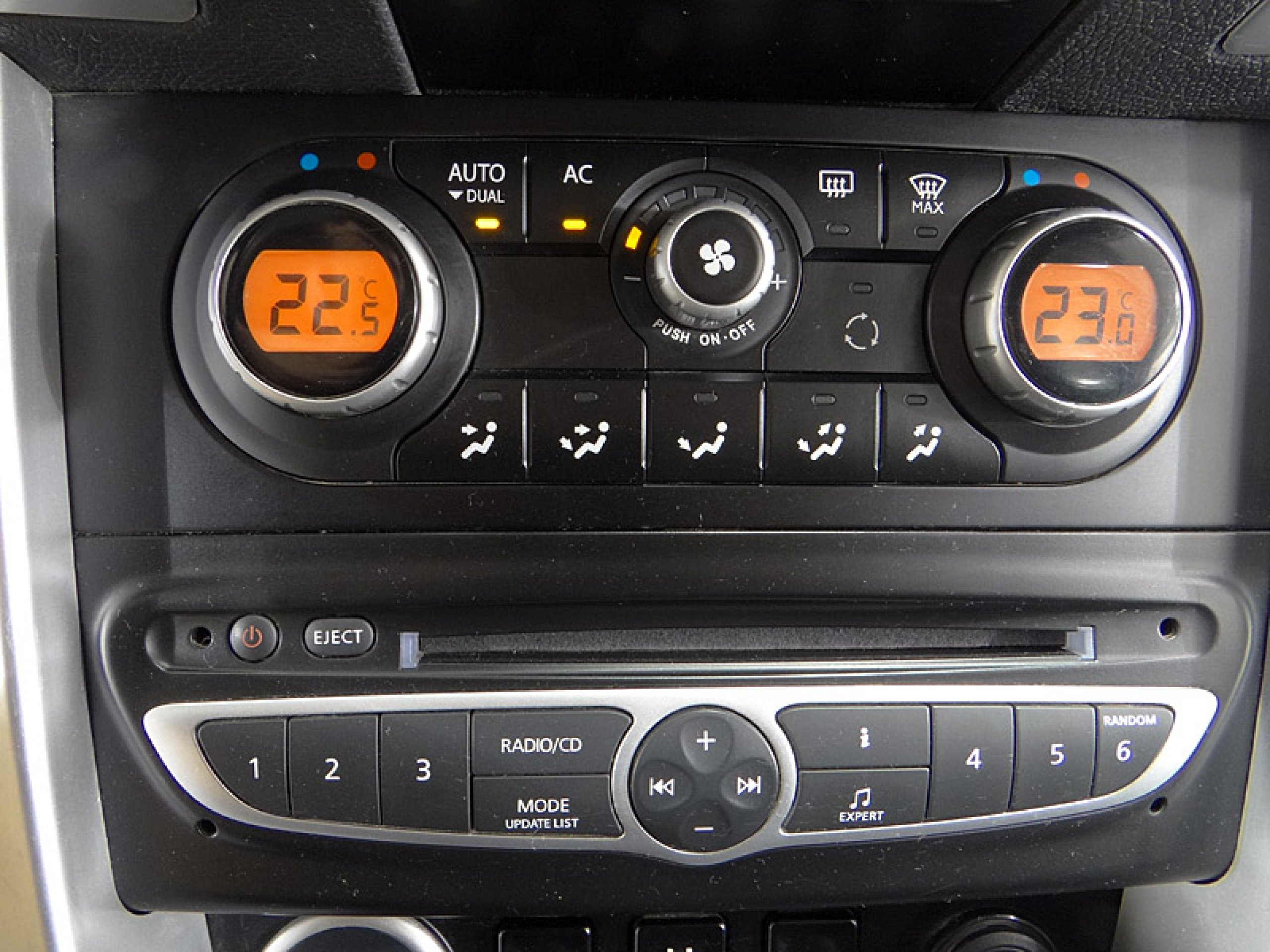 Foto Renault Koleos 29