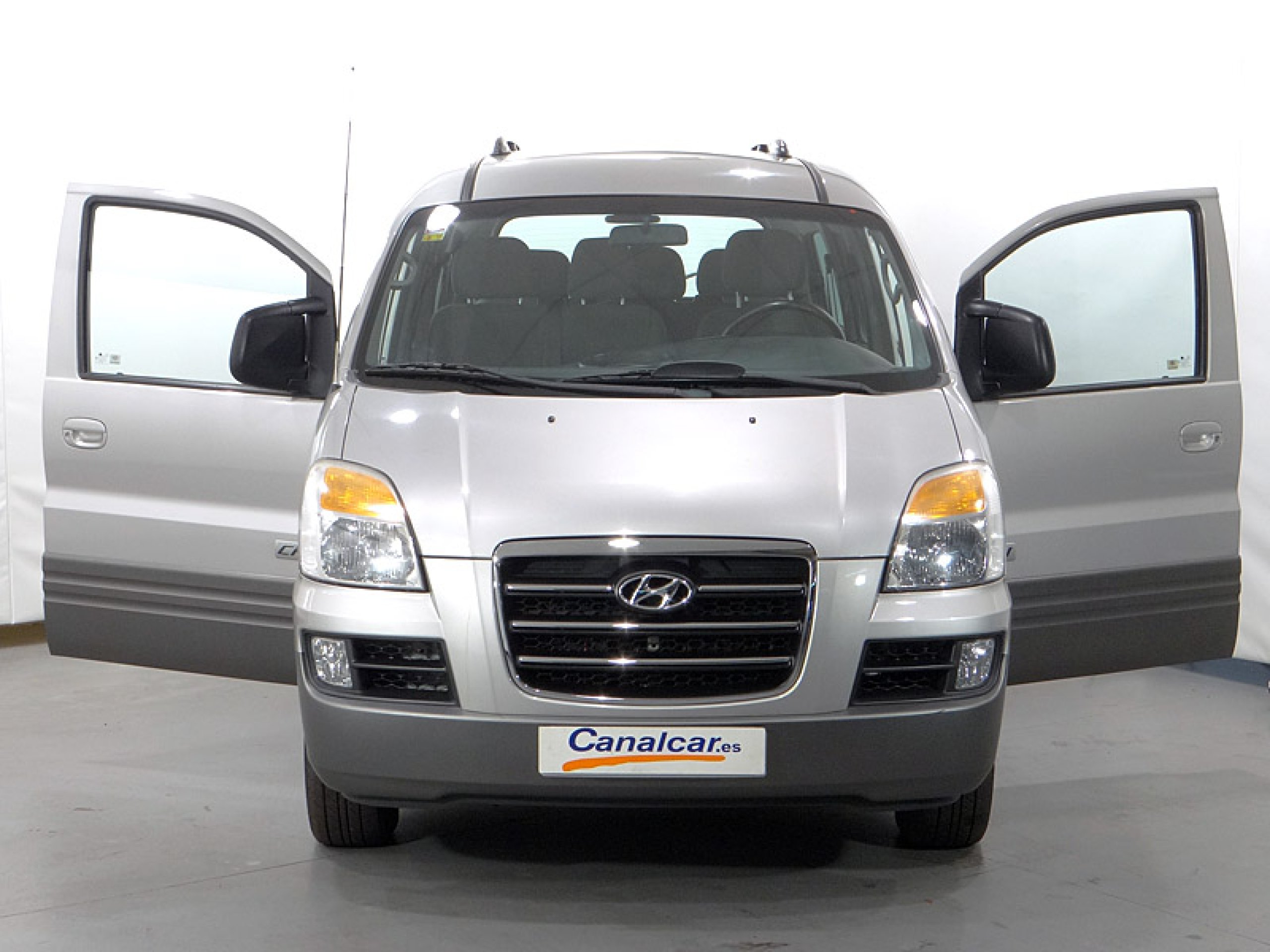 Foto Hyundai H-1 4