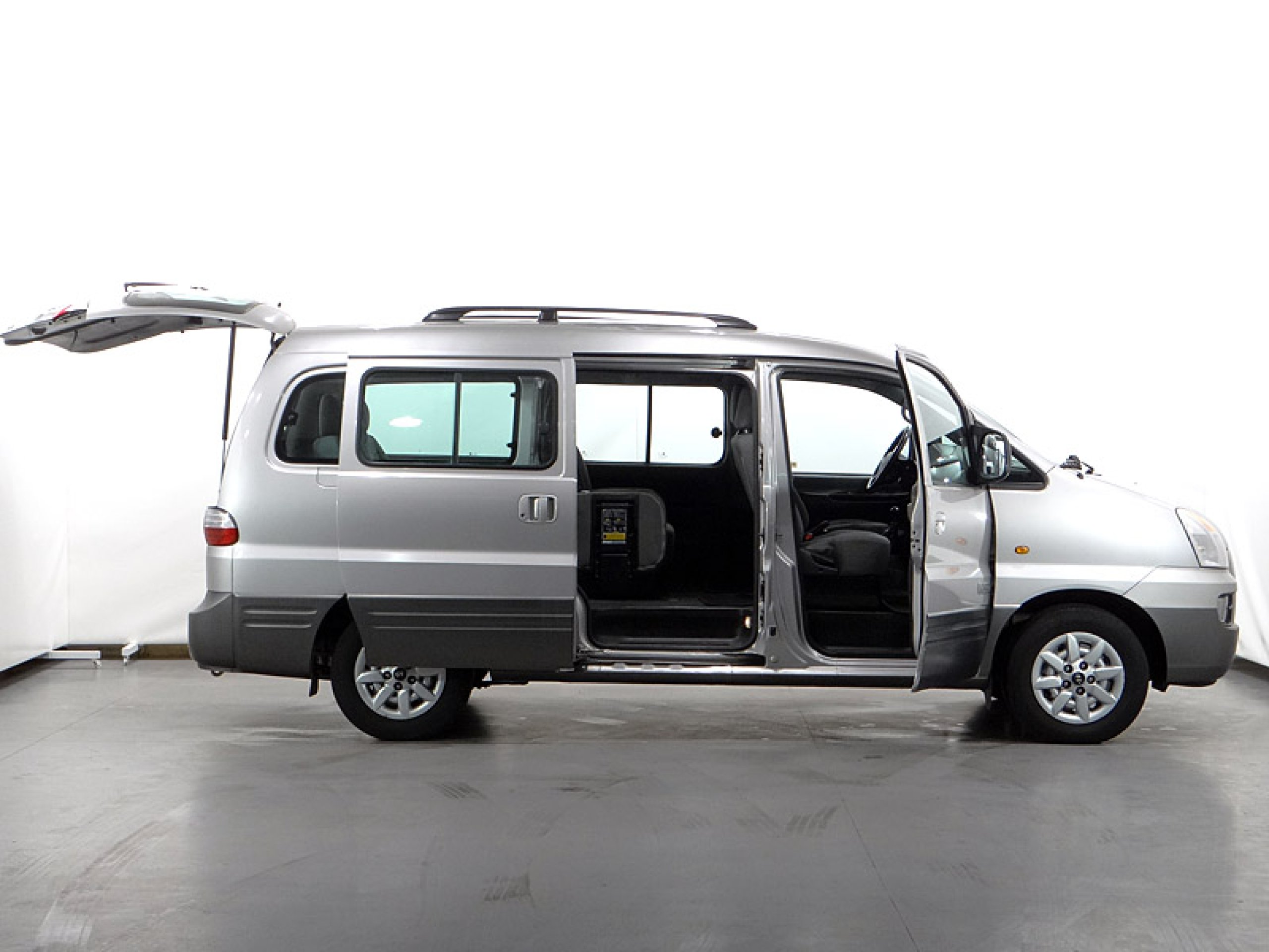 Foto Hyundai H-1 7